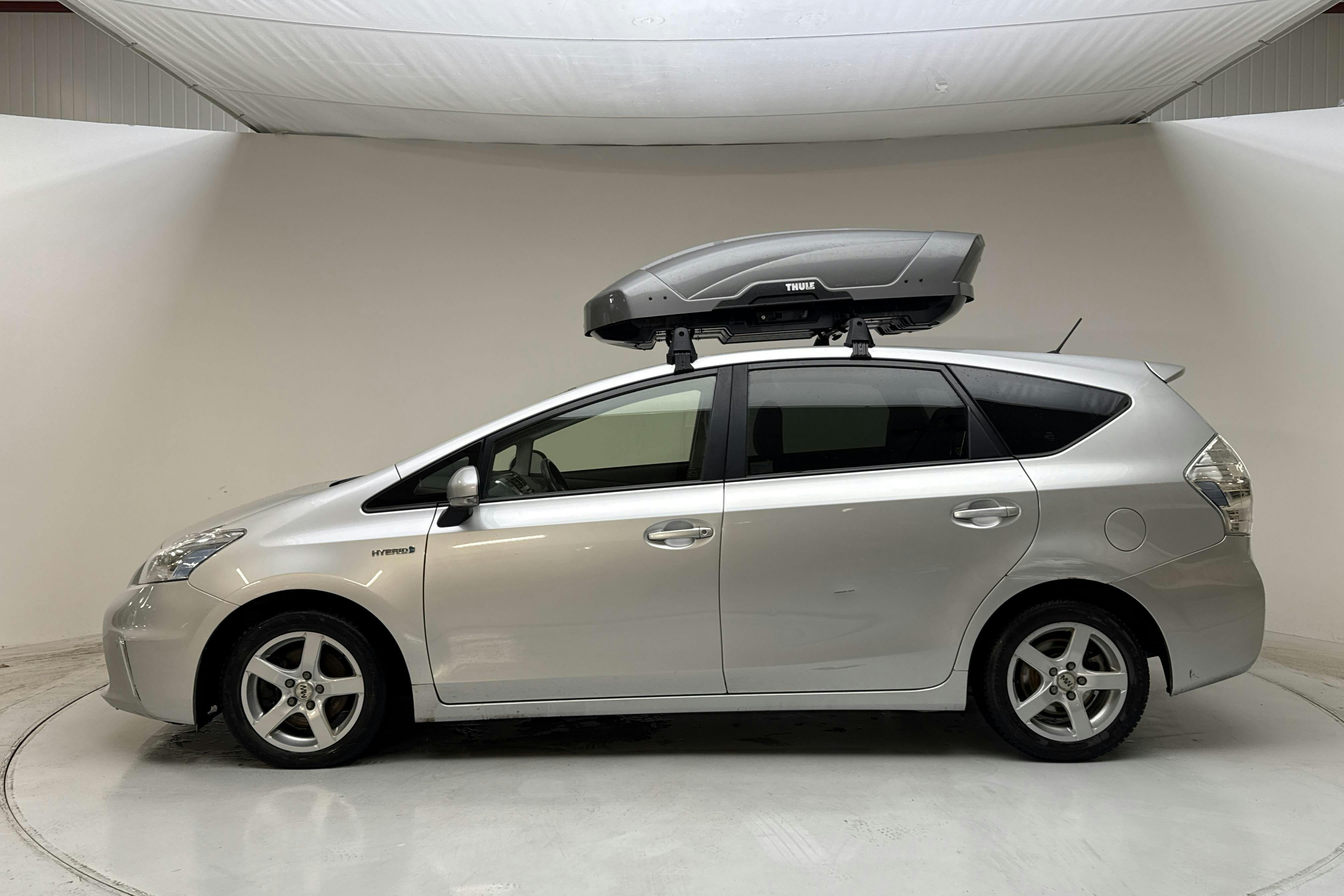 Presentation photo 2 of 14: Toyota Prius+ 1.8 Hybrid (99hk) - 149 900 km - Automatic - orange - 2013