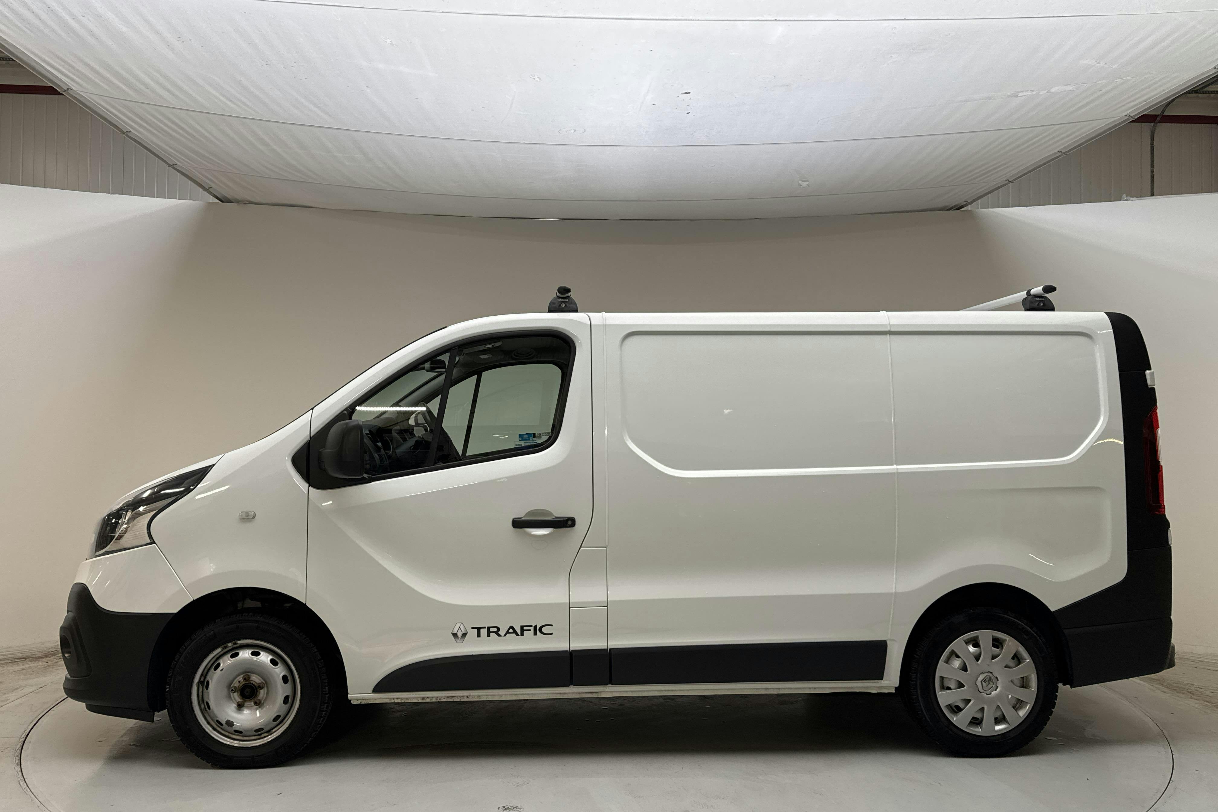 Presentation photo 2 of 12: Renault Trafic 1.6 dCi Skåp (125hk) - 87 960 km - Manual - white - 2018