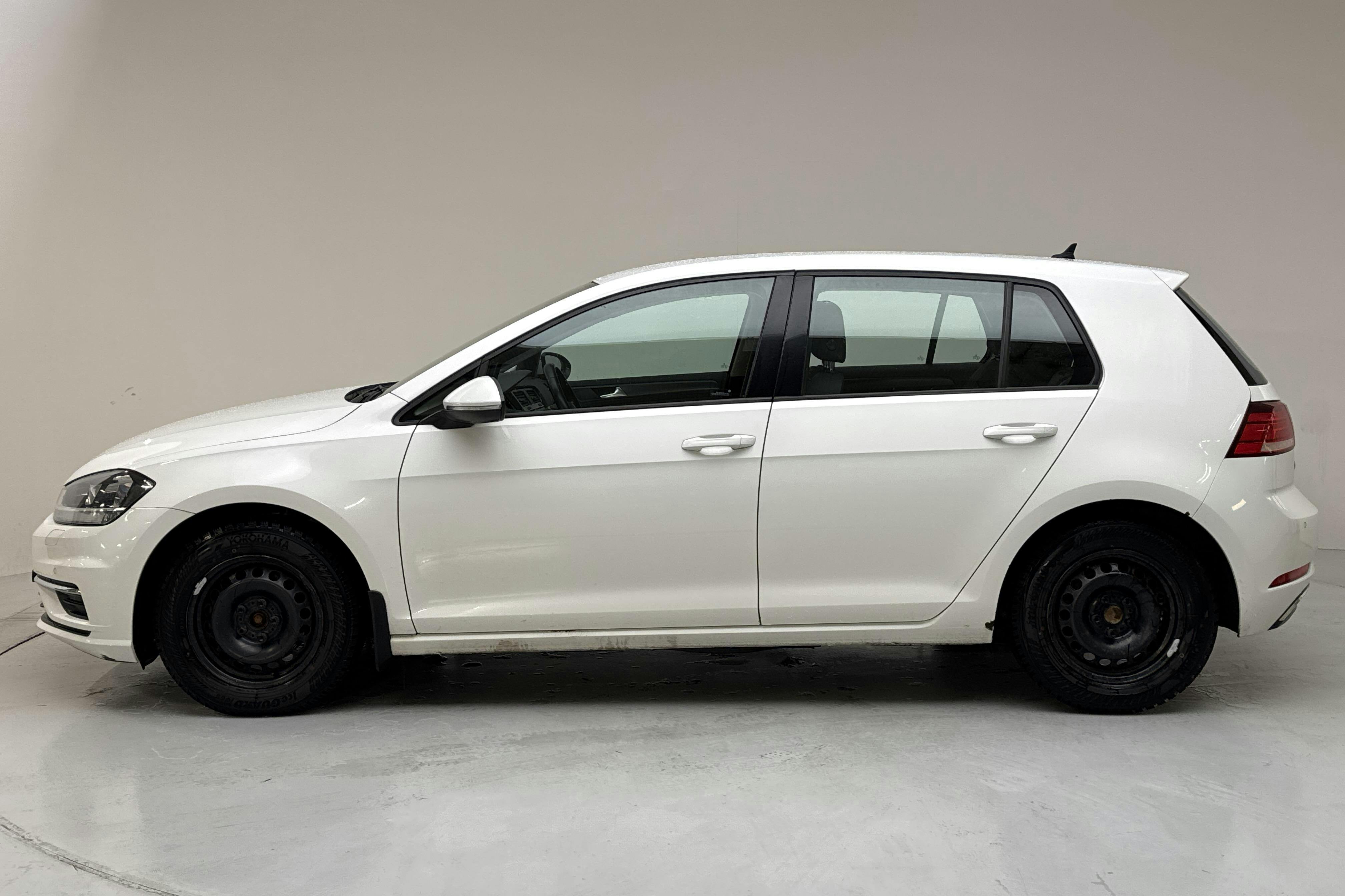 Presentation photo 2 of 13: VW Golf VII 1.4 TSI Multifuel 5dr (125hk) - 122 950 km - Manual - white - 2018