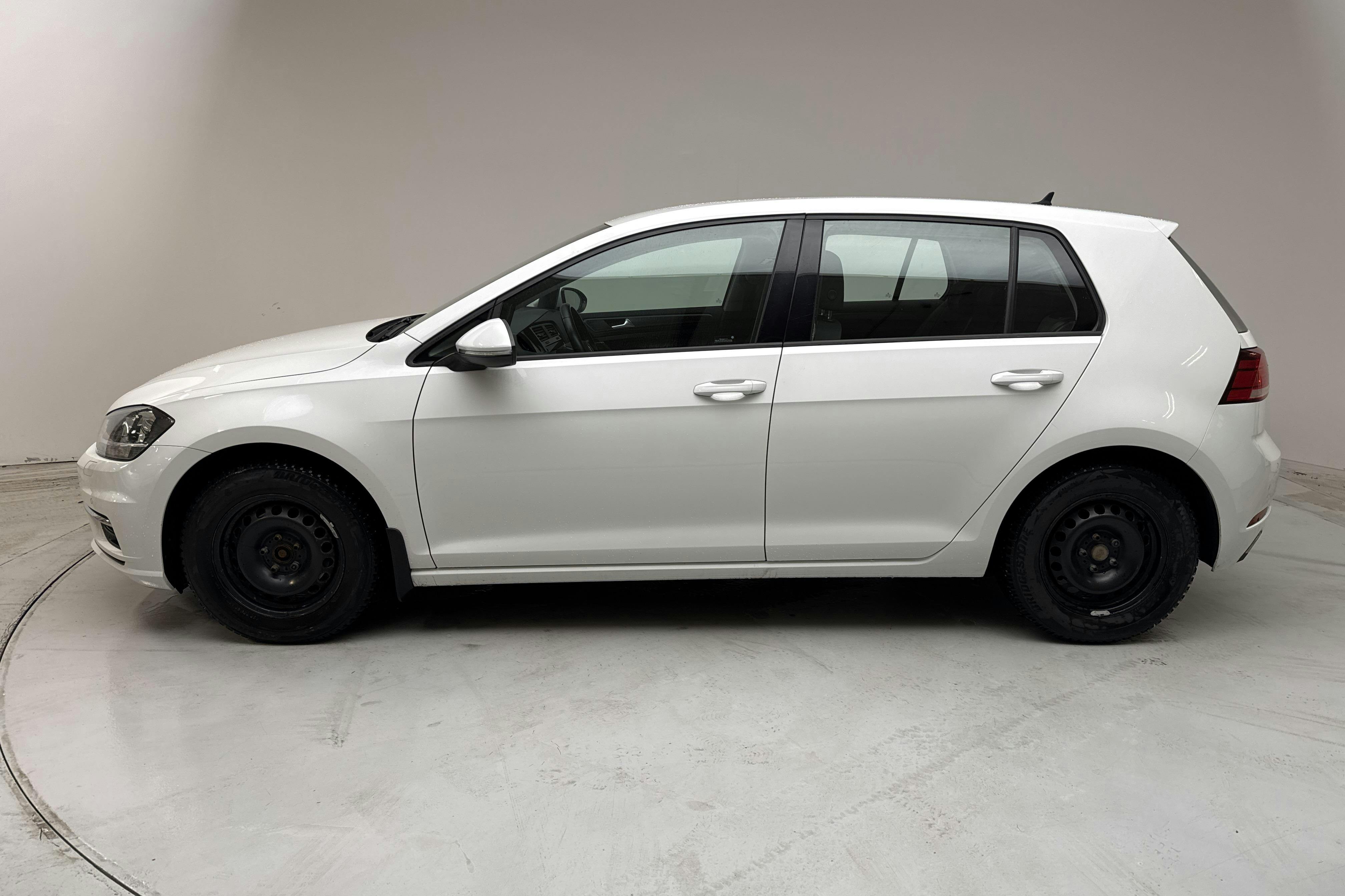 Presentation photo 2 of 13: VW Golf VII 1.4 TSI Multifuel 5dr (125hk) - 52 720 km - Manual - white - 2018