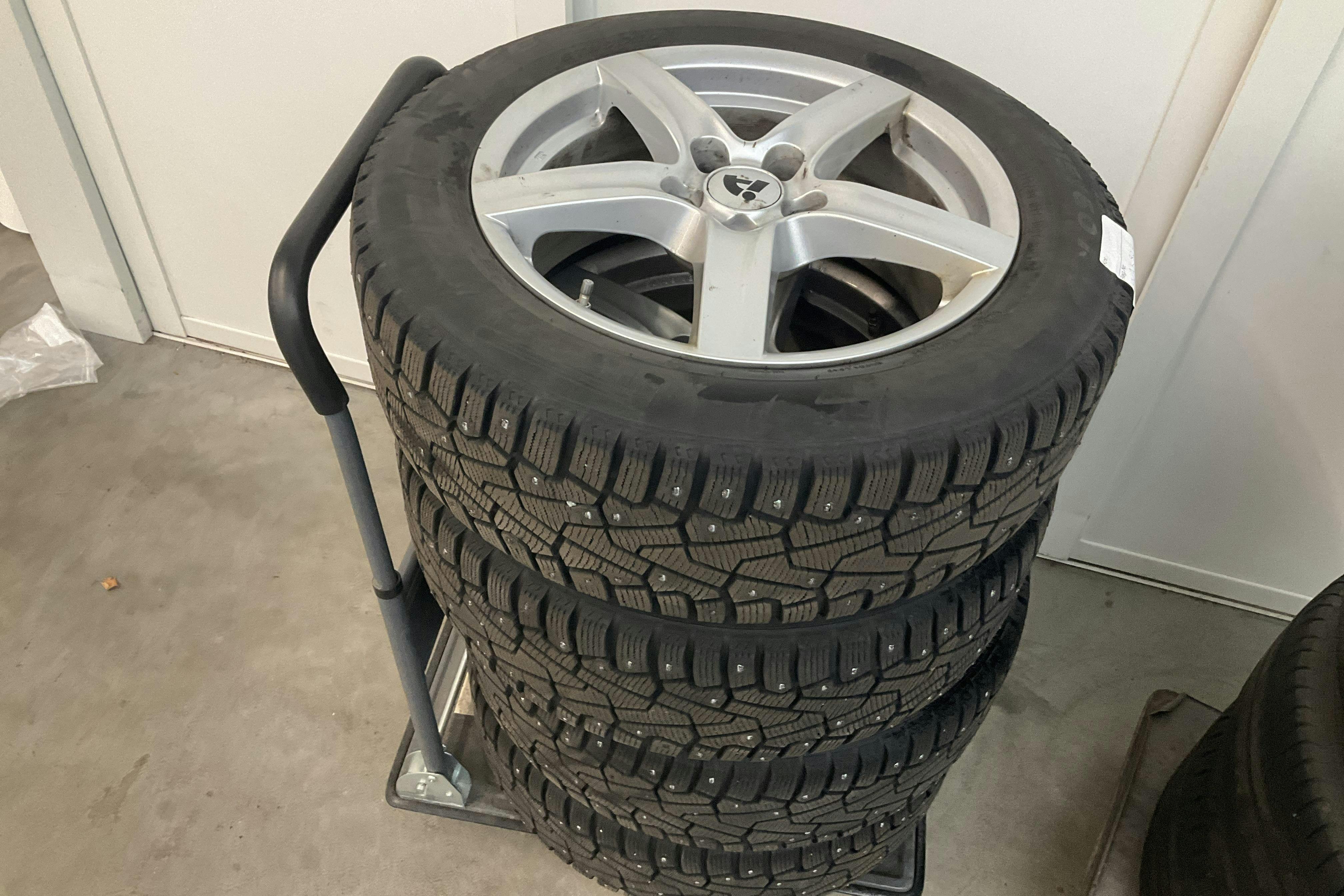 Esitlusfoto 14 aadressil 14: Nissan Qashqai 1.3 DIG-T (160hk) - 98 110 km - Automaatne - must - 2020