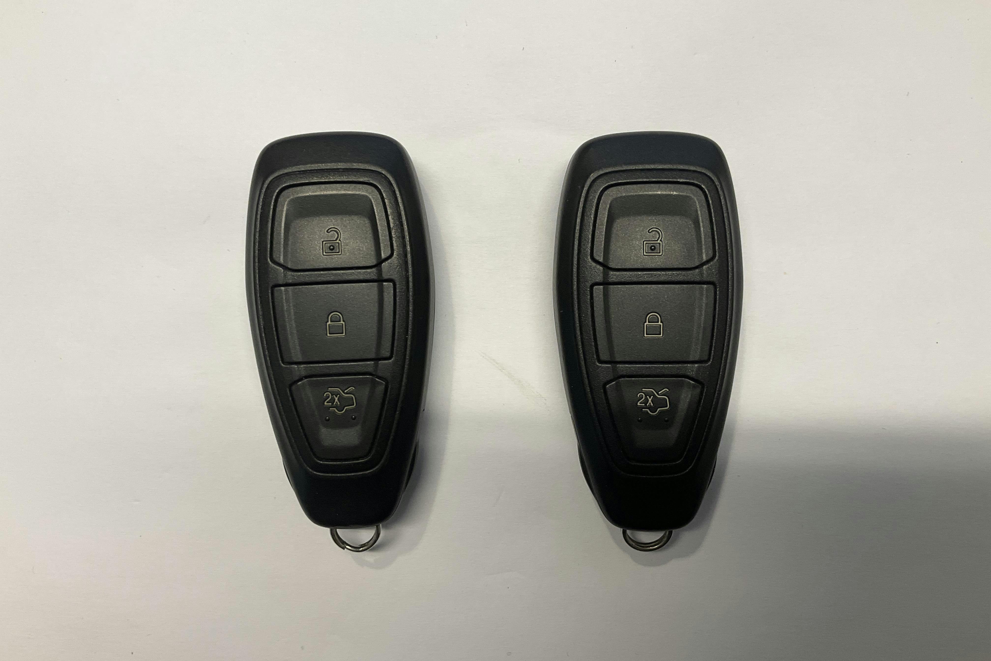 Presentation photo 13 of 13: Ford Focus 1.0T EcoBoost 5dr (125hk) - 69 880 km - Manual - gray - 2020