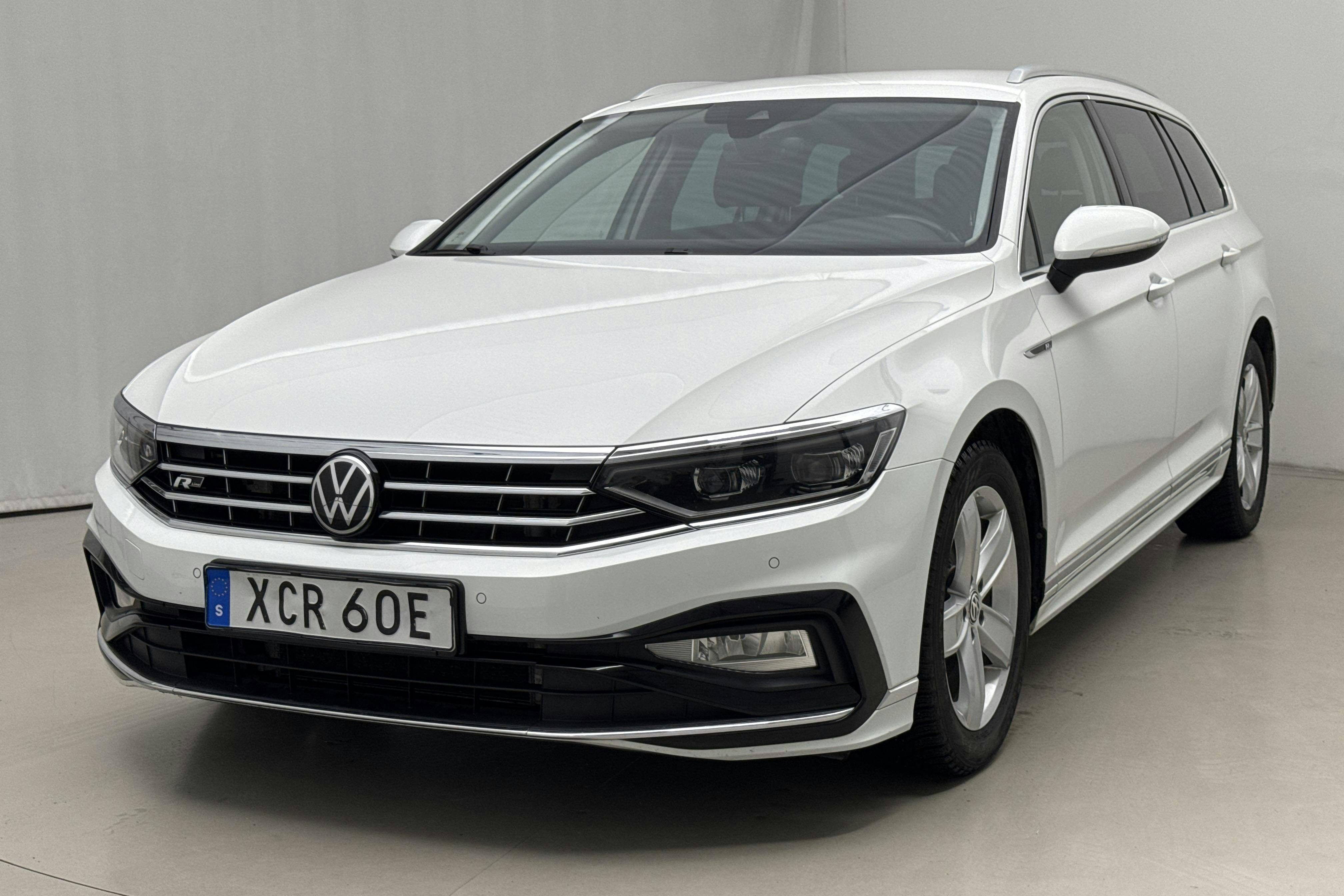 VW Passat 2.0 TDI Sportscombi 4Motion (200hk) - 52 320 km - Automaatne - valge - 2021