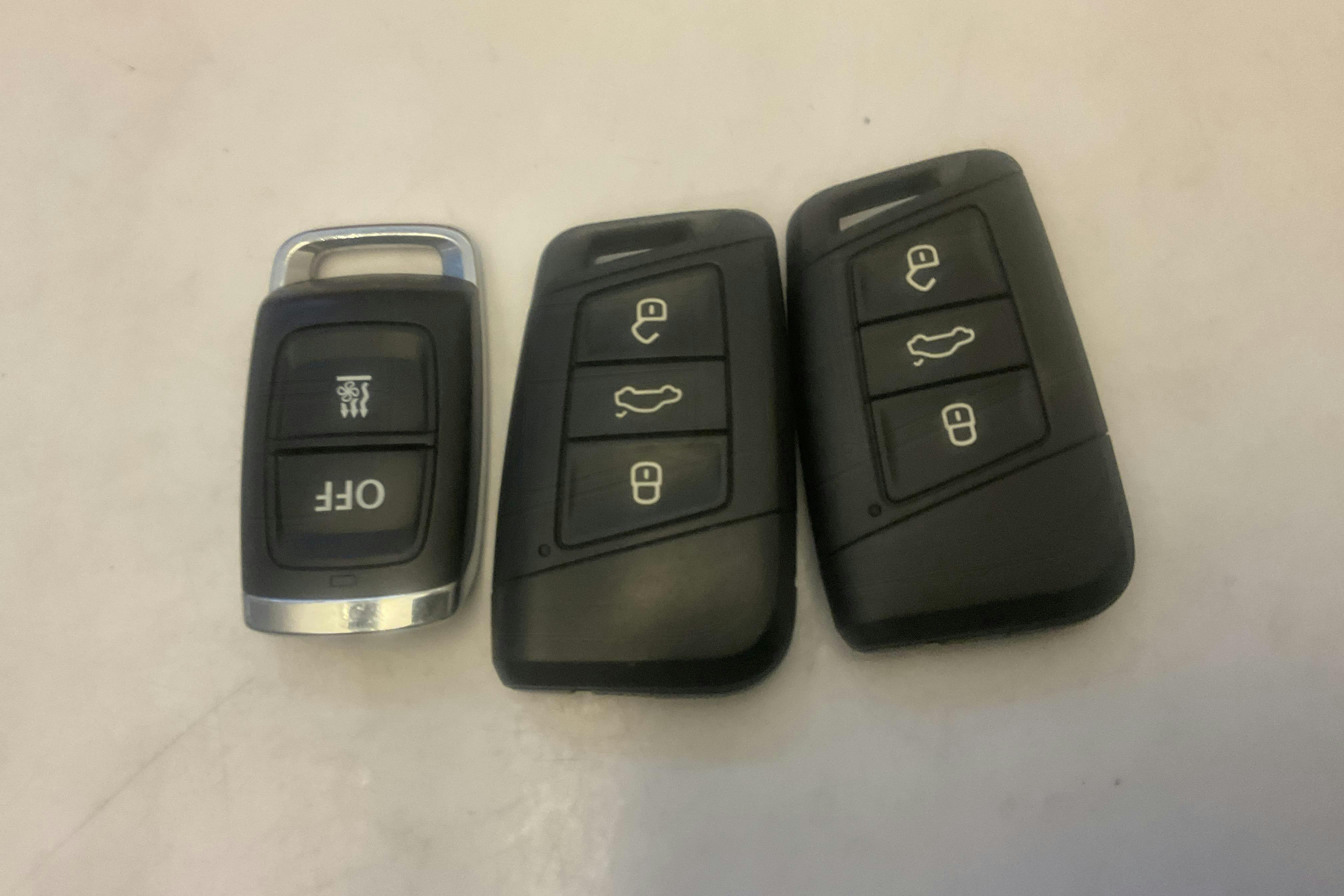 Presentation photo 16 of 16: VW Passat 1.4 GTE Sportscombi (218hk) - 86 520 km - Automatic - blue - 2023