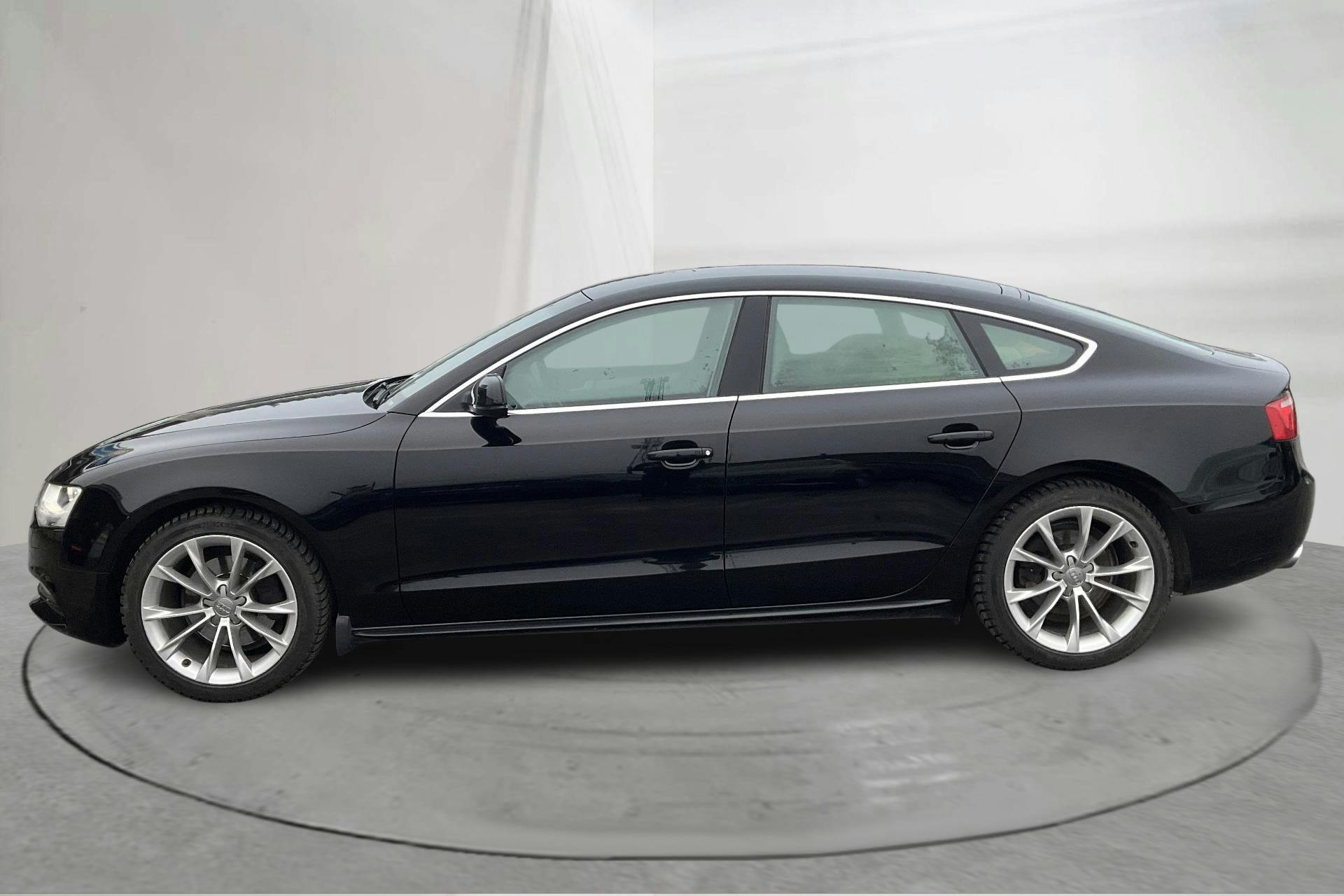 Esitlusfoto 2 aadressil 12: Audi A5 1.8 TFSI Sportback (170hk) - 188 410 km - Käsitsi - must - 2014