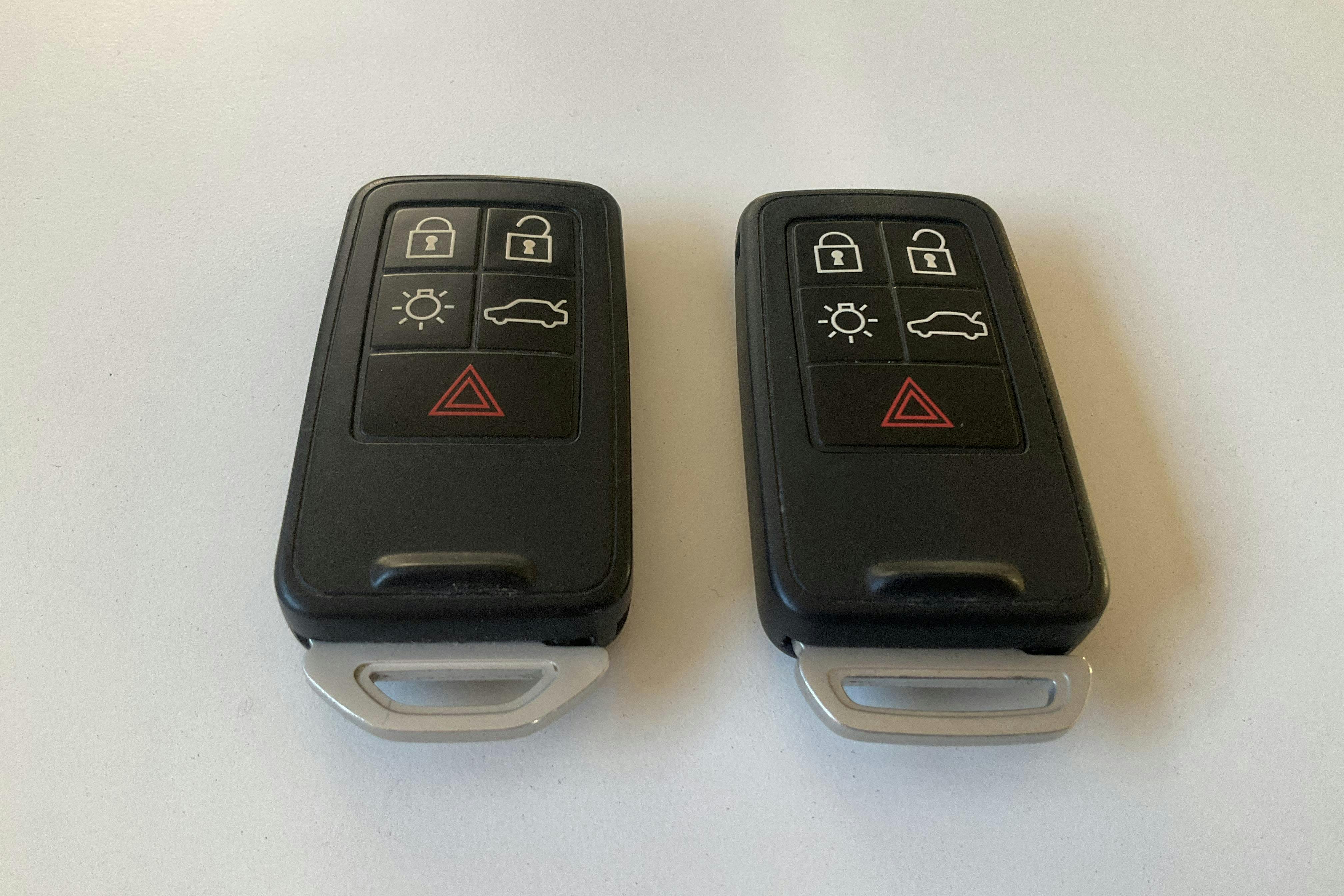 Presentation photo 16 of 16: Volvo V40 D2 (115hk) - 158 540 km - Manual - blue - 2013