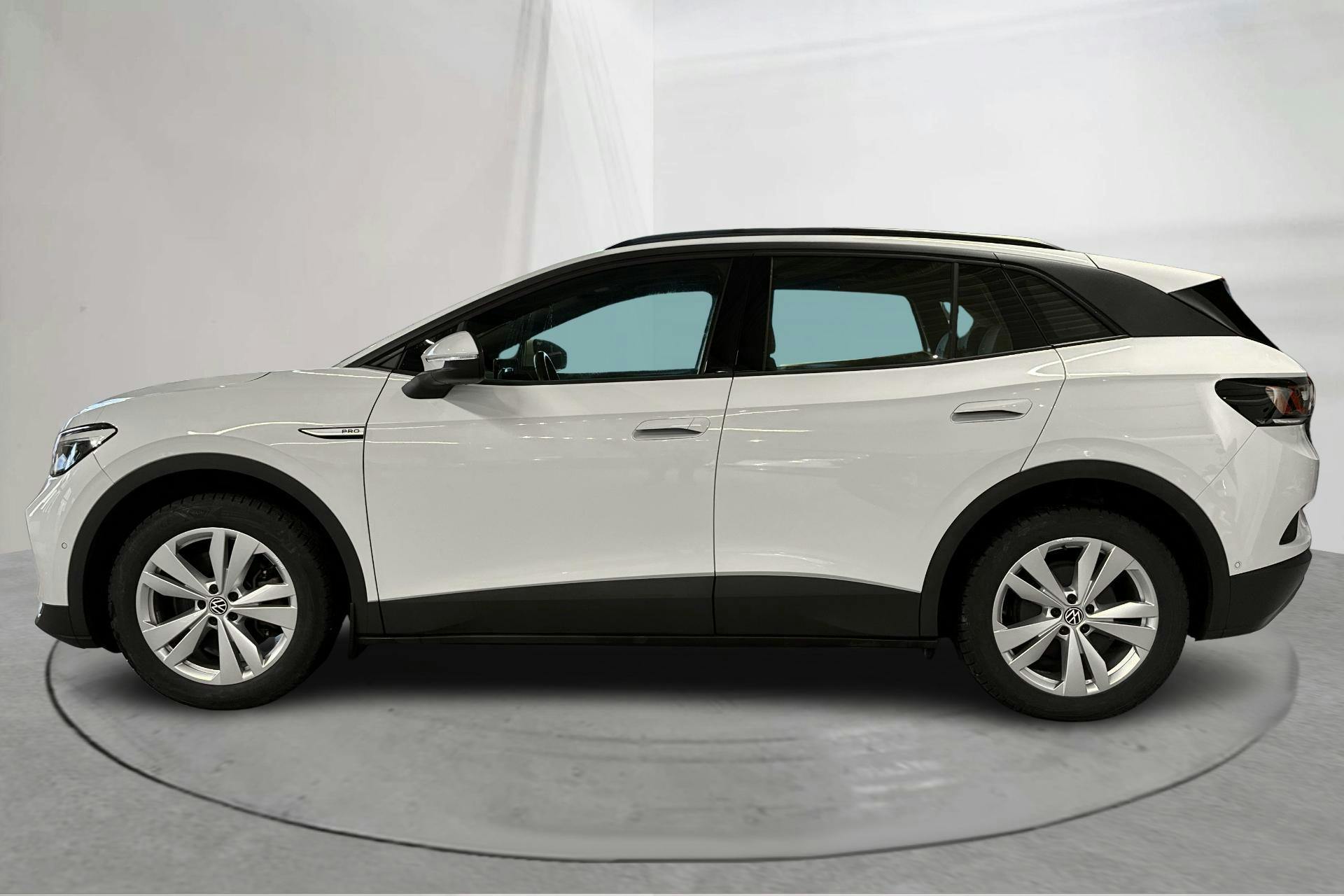 Presentation photo 2 of 18: VW ID.4 77kWh (204hk) - 73 550 km - Automatic - white - 2023