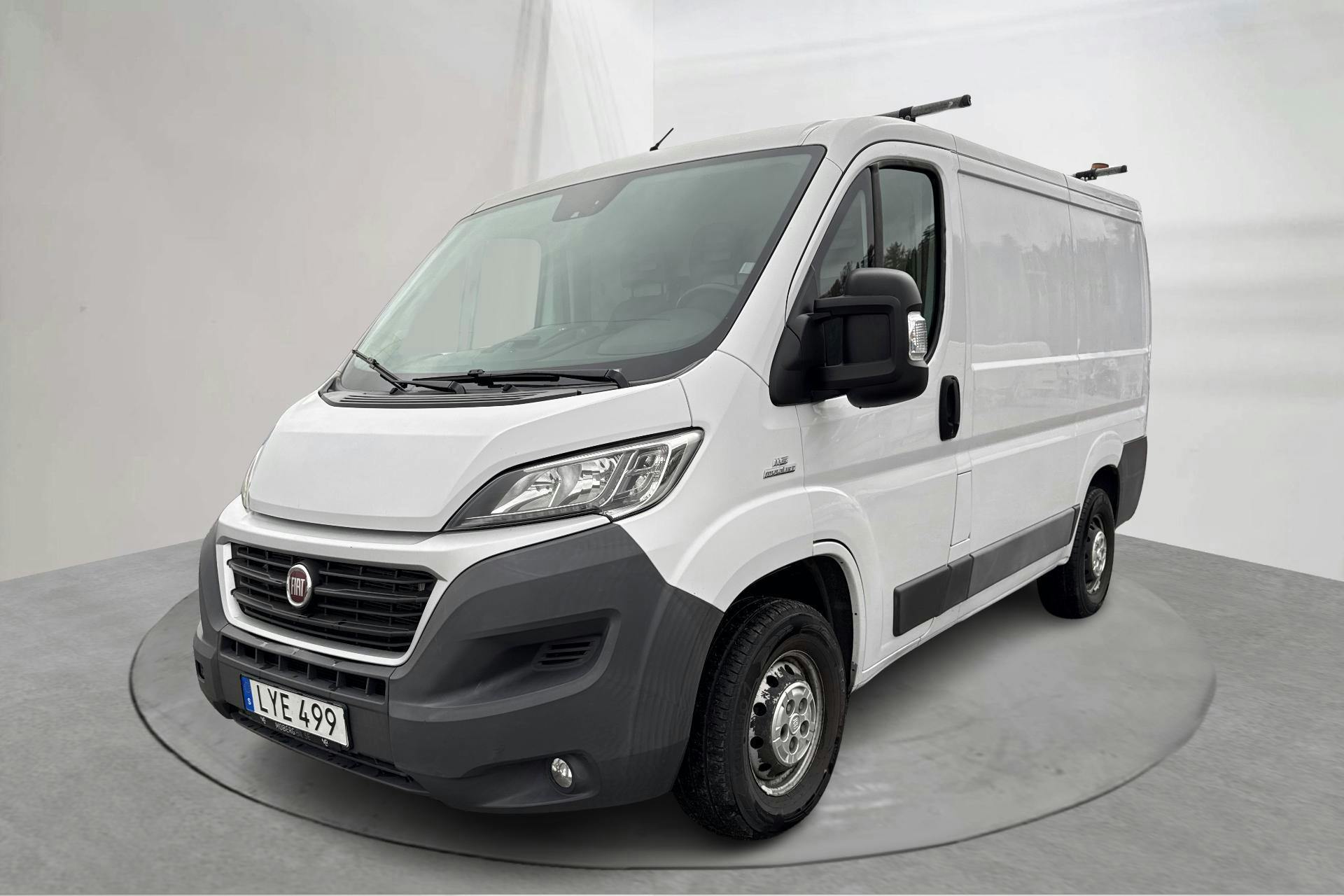 Presentation photo 1 of 15: Fiat Ducato 30 2.0 Multijet Skåp (115hk) - 161 450 km - Manual - white - 2016