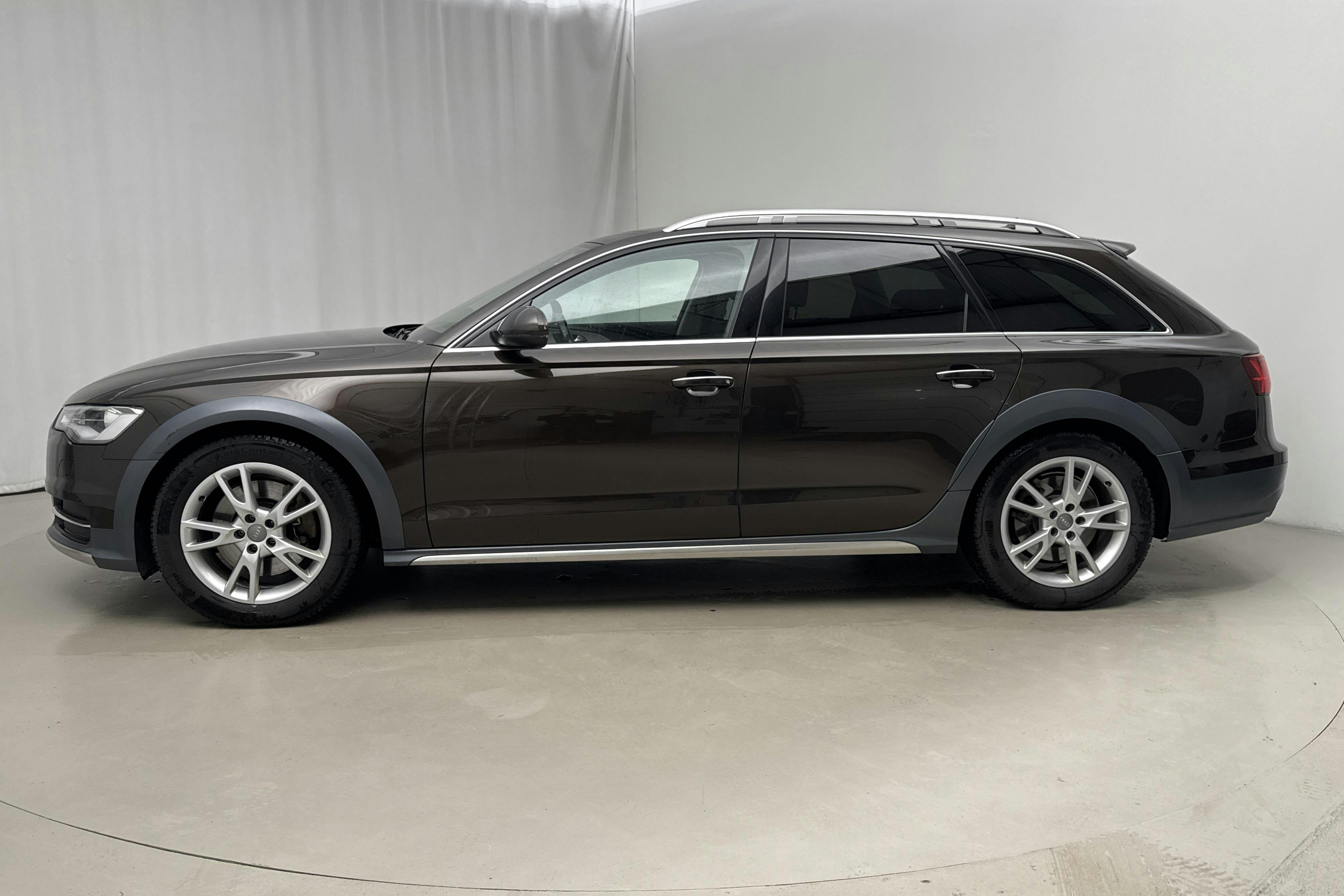 Presentation photo 2 of 13: Audi A6 Allroad 3.0 TDI quattro (218hk) - 169 180 km - Automatic - brown - 2016
