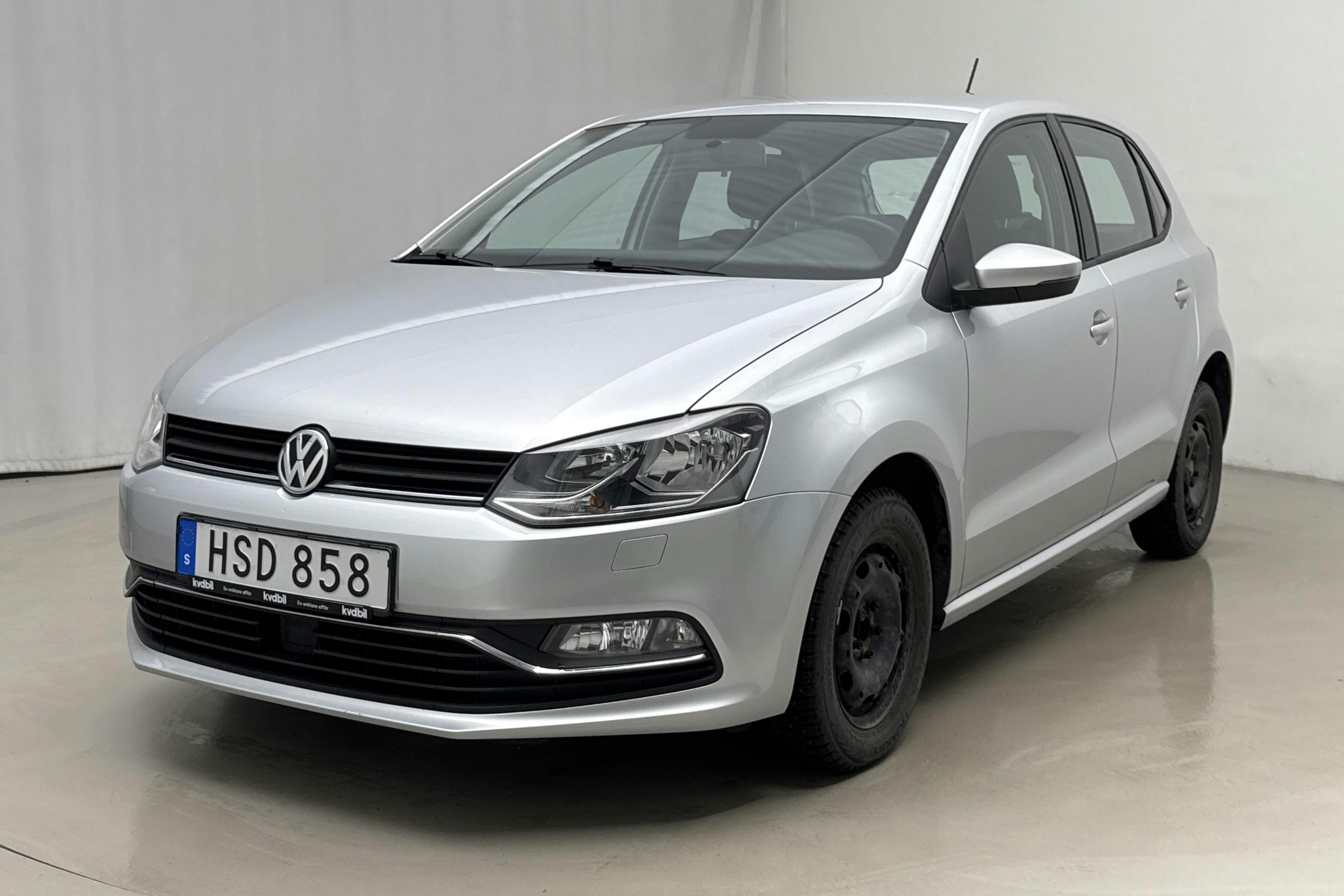 Presentation photo 1 of 15: VW Polo 1.2 TSI 5dr (90hk) - 41 160 km - Manual - silver - 2016