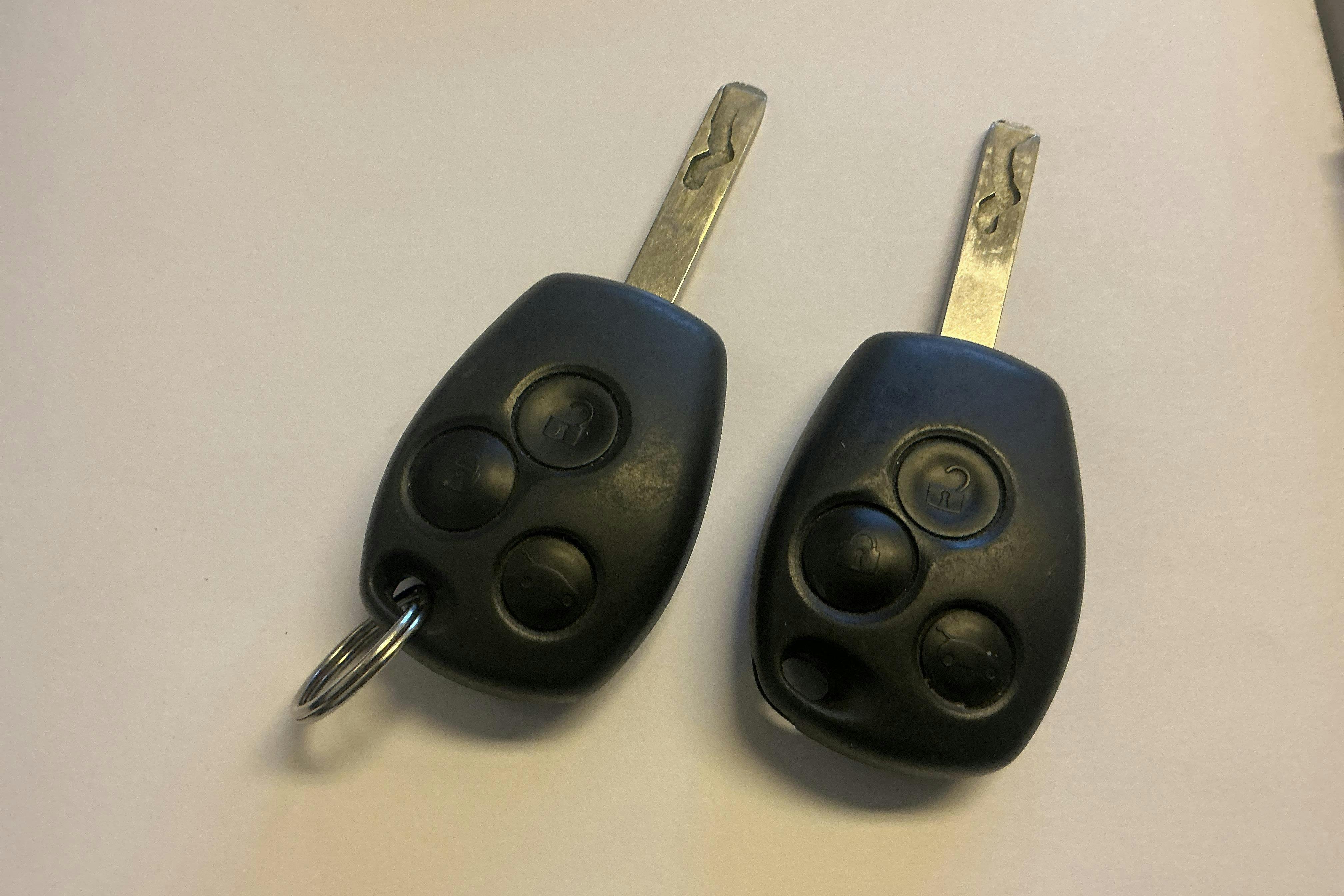 Presentation photo 18 of 18: Opel Movano 2.3 CDTI 2WD Skåp (170hk) - 148 300 km - Automatic - white - 2019