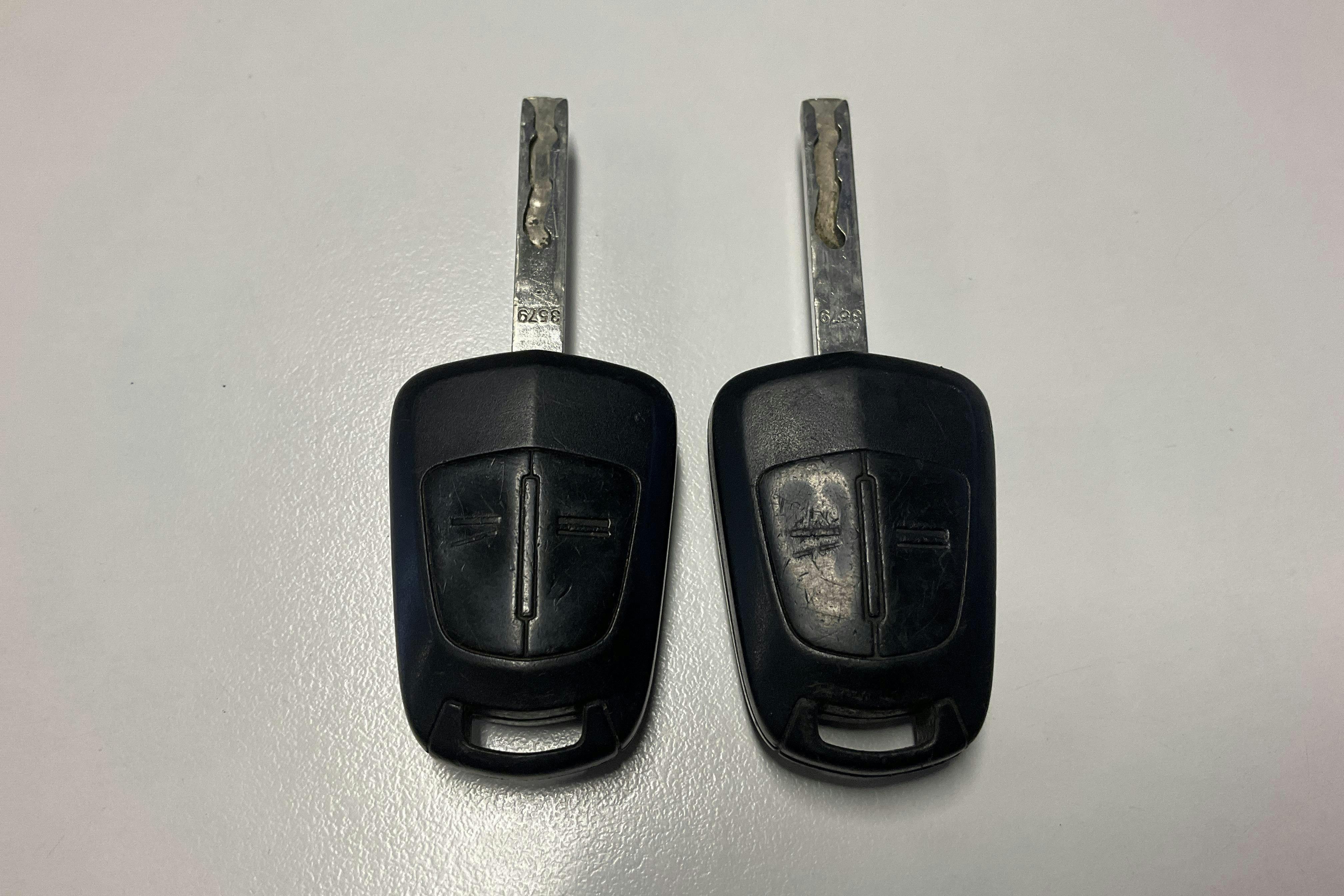 Presentation photo 11 of 11: Opel Combo 1.3 CDTI Skåp (75hk) - 103 510 km - Automatic - white - 2008