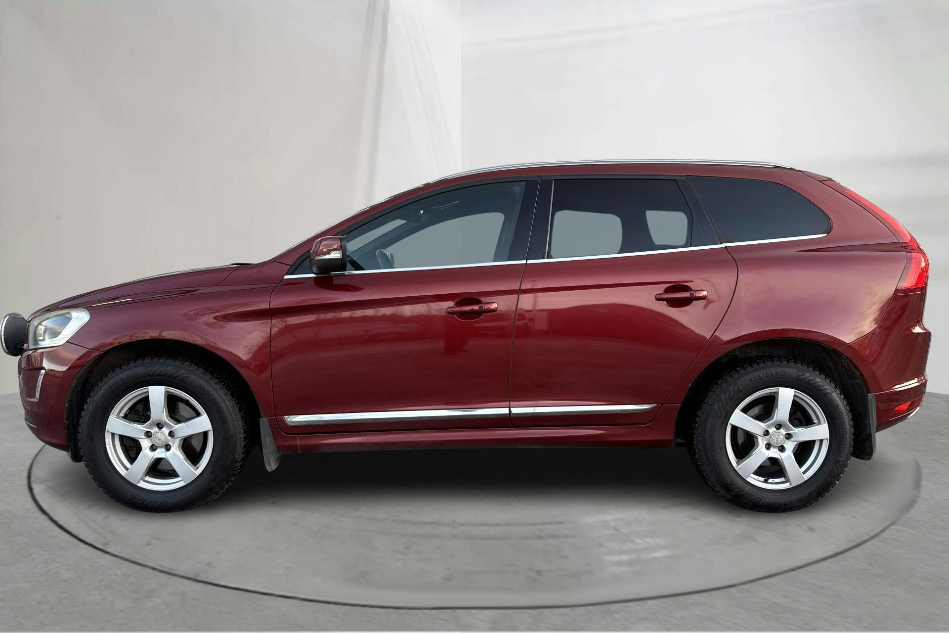 Presentation photo 2 of 17: Volvo XC60 D4 AWD (163hk) - 149 650 km - Automatic - red - 2014