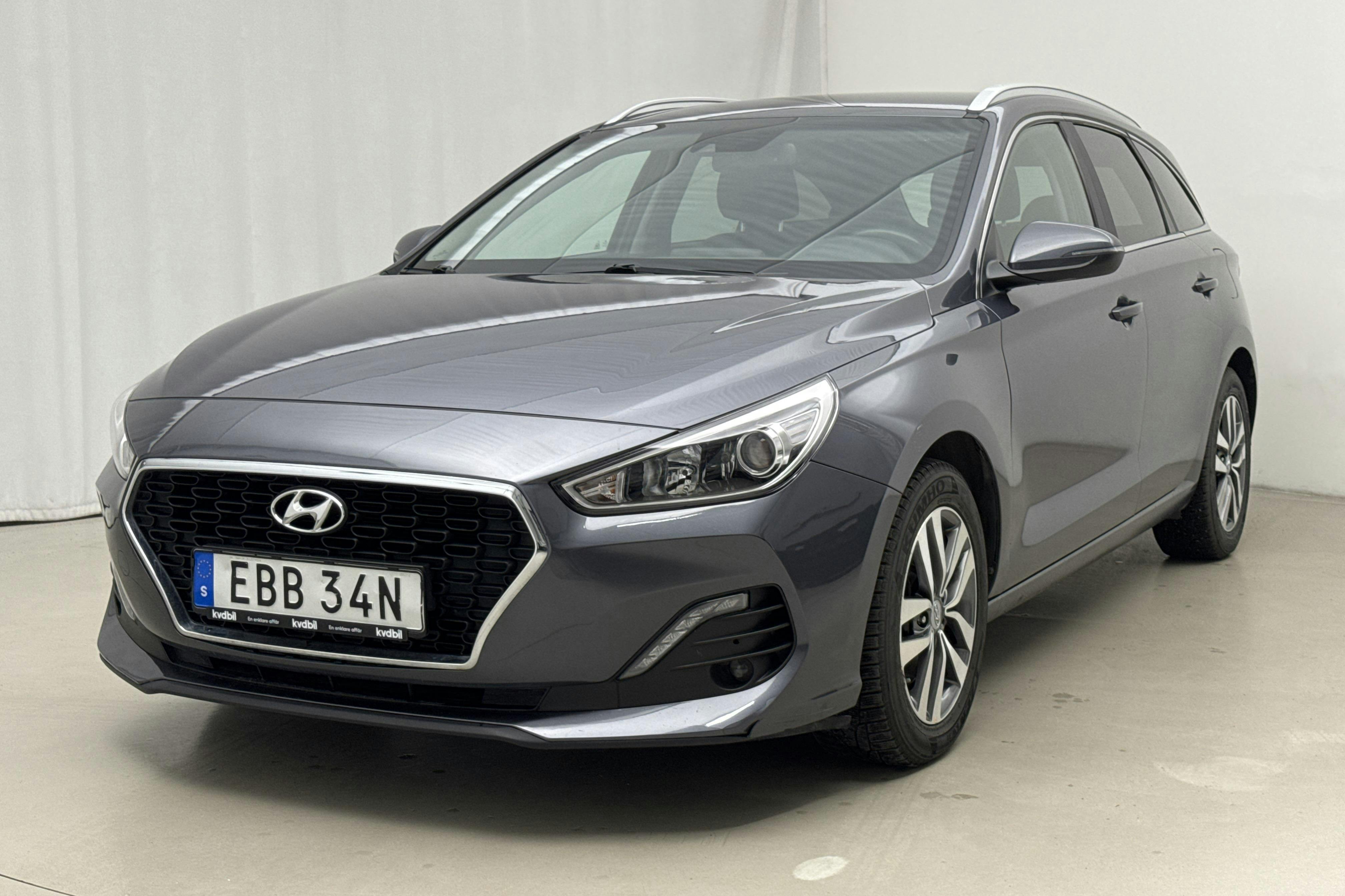 Presentation photo 1 of 20: Hyundai i30 1.4 Turbo Kombi (140hk) - 56 130 km - Automatic - gray - 2020