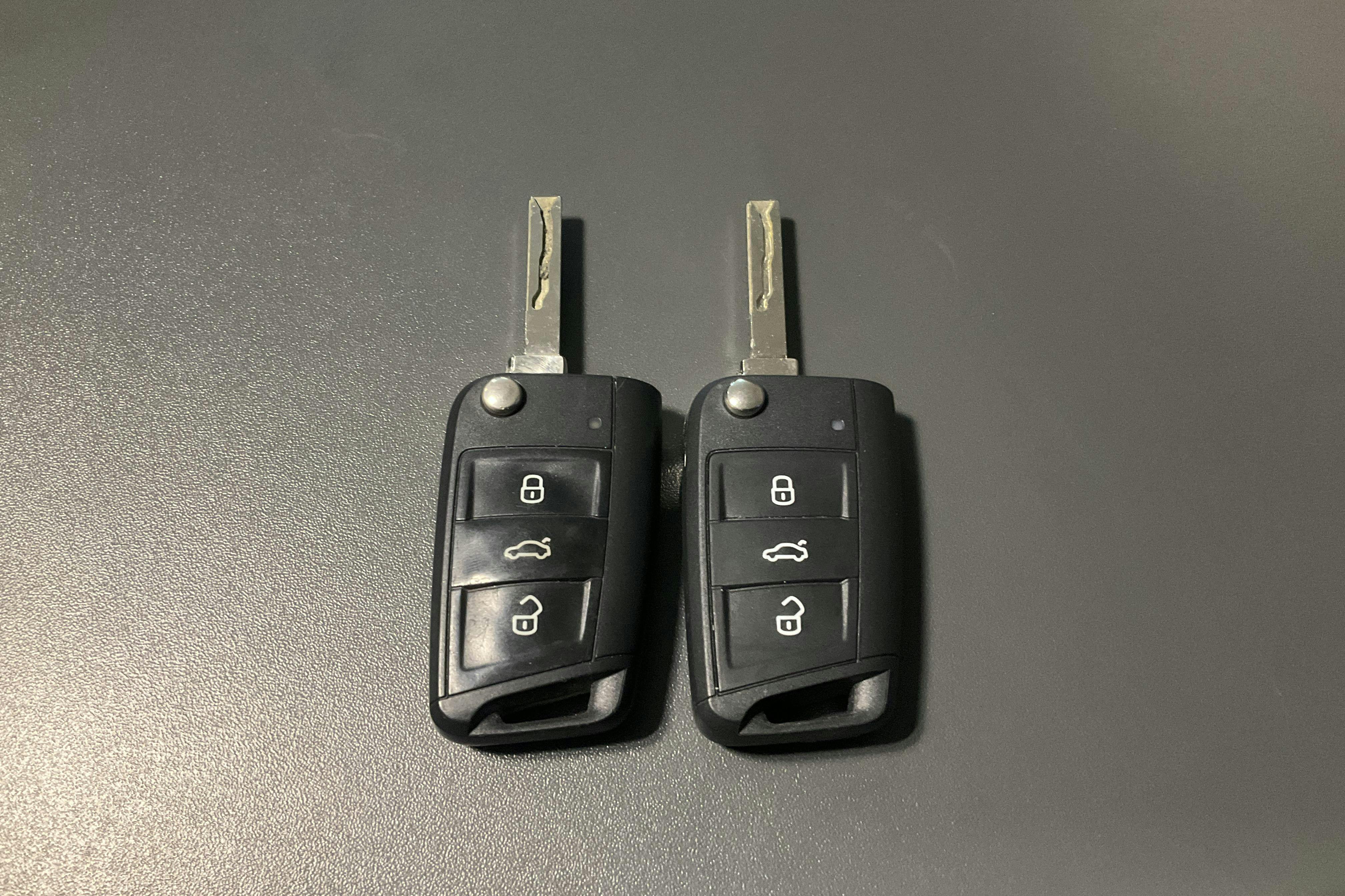 Presentationsfoto 15 av 15: Seat Leon 1.5 TGI ST (130hk) - 6 984 mil - Automat - röd - 2020