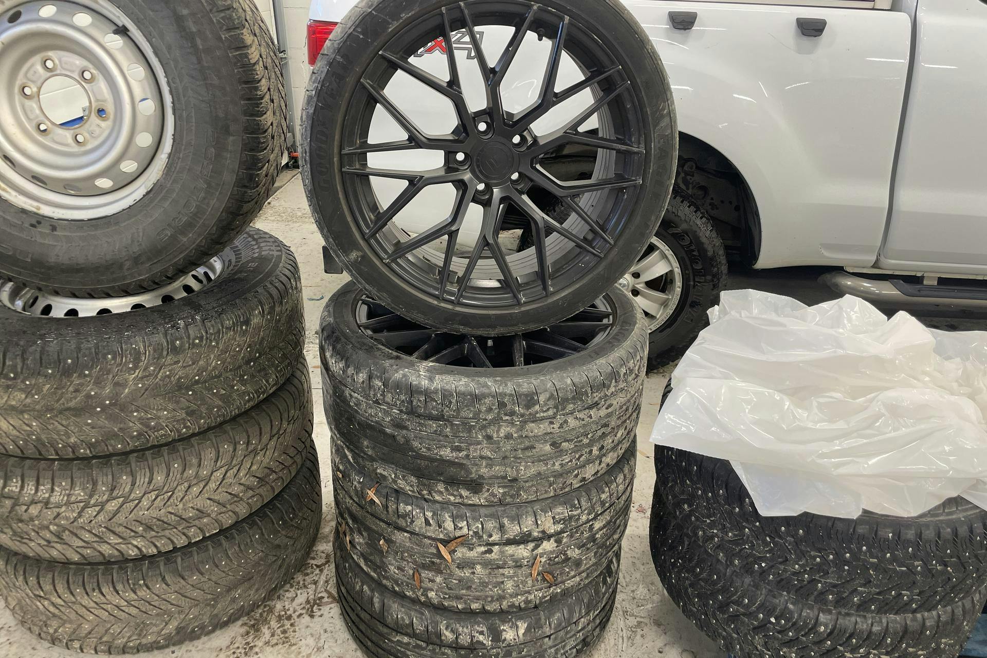 Presentation photo 23 of 23: BMW 530e xDrive Touring, G31 12kWh LCI (292hk) - 113 600 km - Automatic - gray - 2021