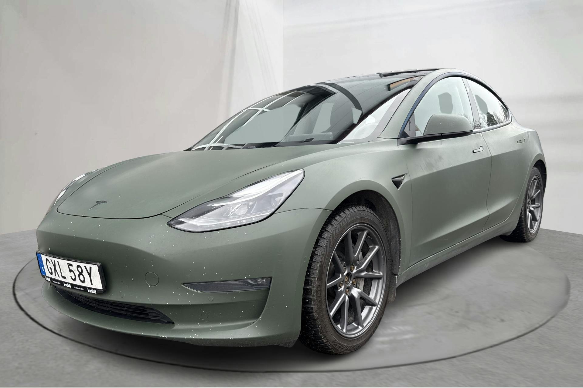 Presentation photo 1 of 21: Tesla Model 3 Long Range Dual Motor AWD - 137 950 km - Automatic - white - 2021