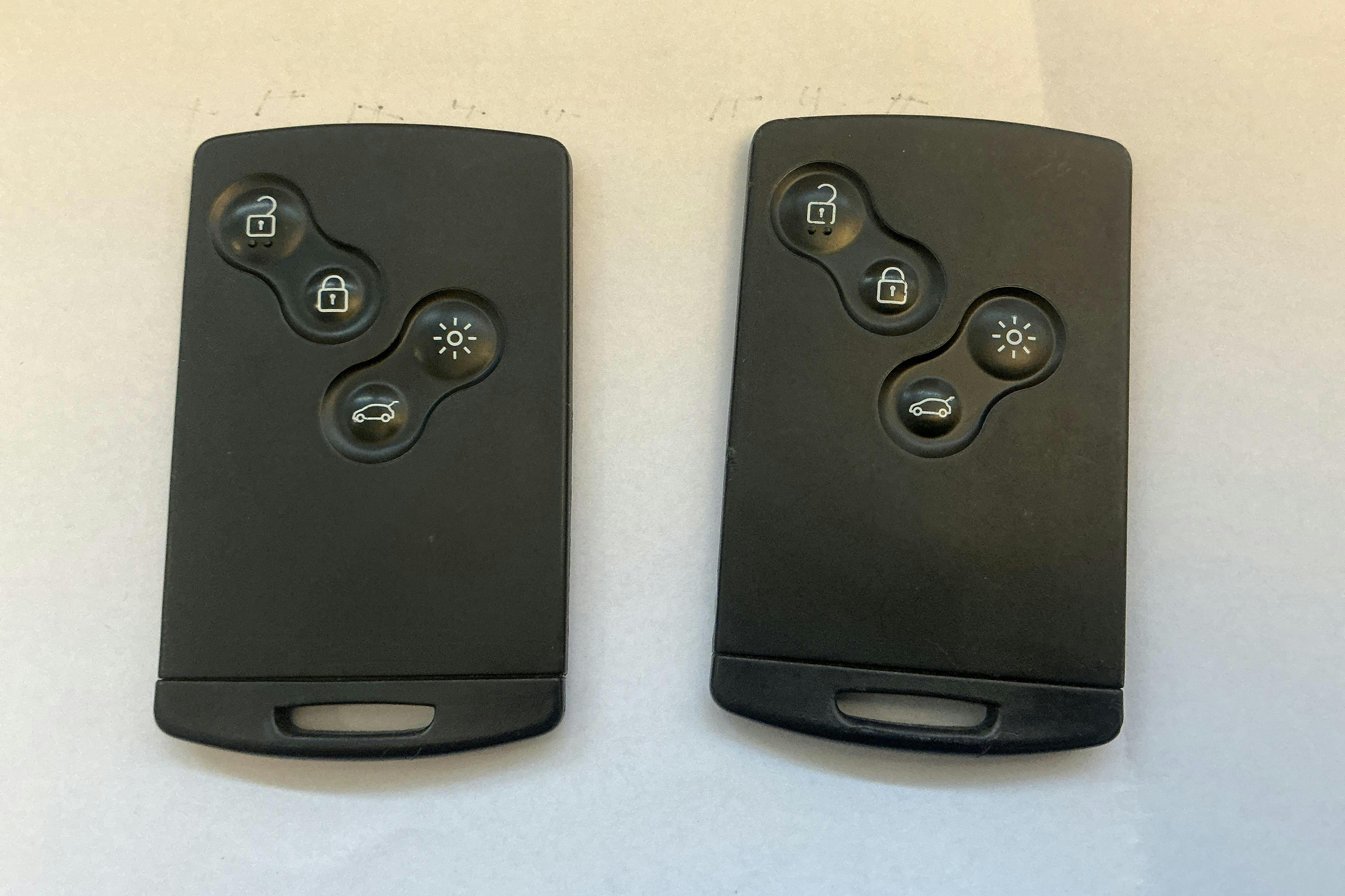 Presentation photo 12 of 12: Renault Clio IV 0.9 TCe 90 5dr (90hk) - 52 430 km - Manual - black - 2019