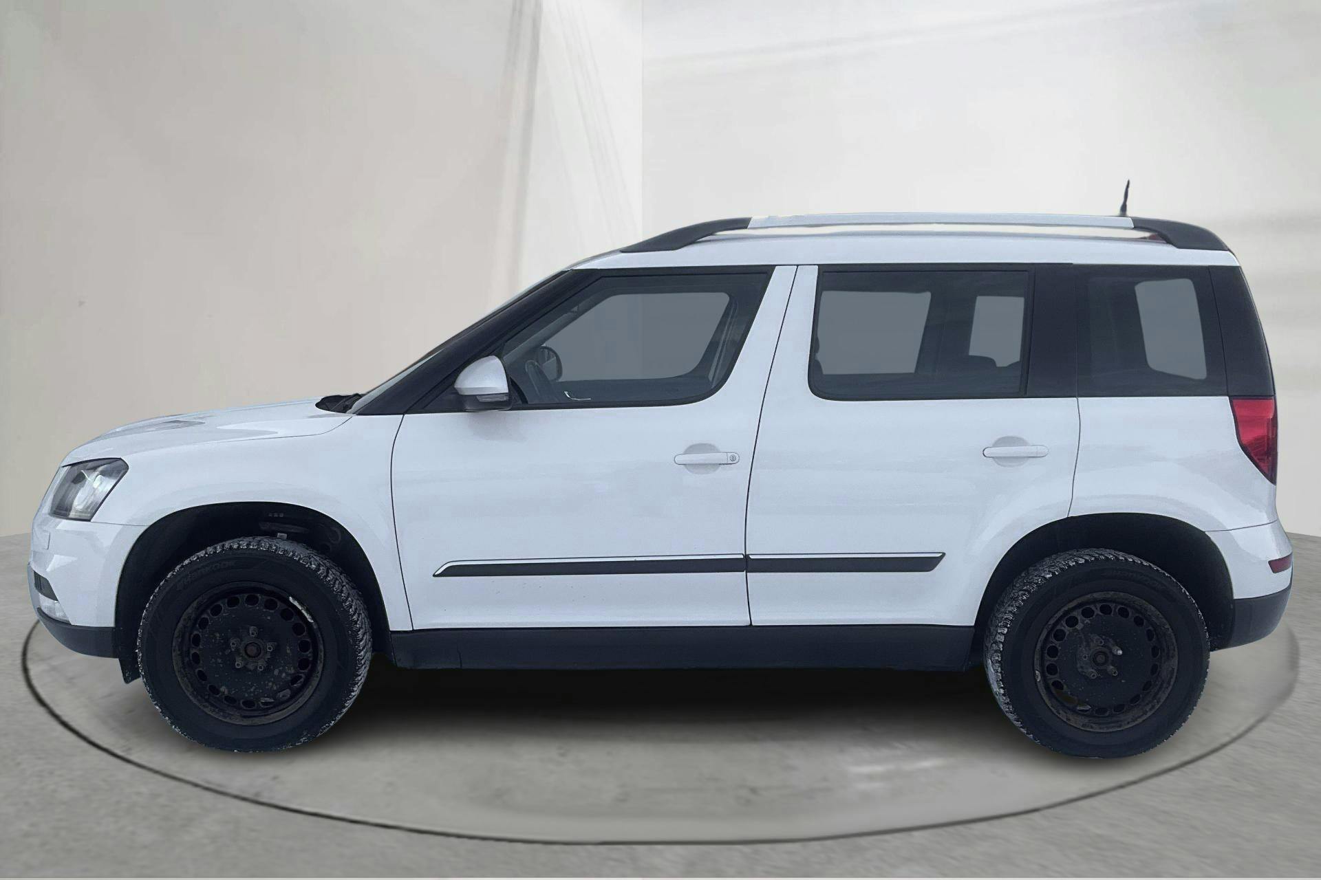 Presentation photo 2 of 15: Skoda Yeti 2.0 TDI 4X4 (140hk) - 164 280 km - Automatic - white - 2015