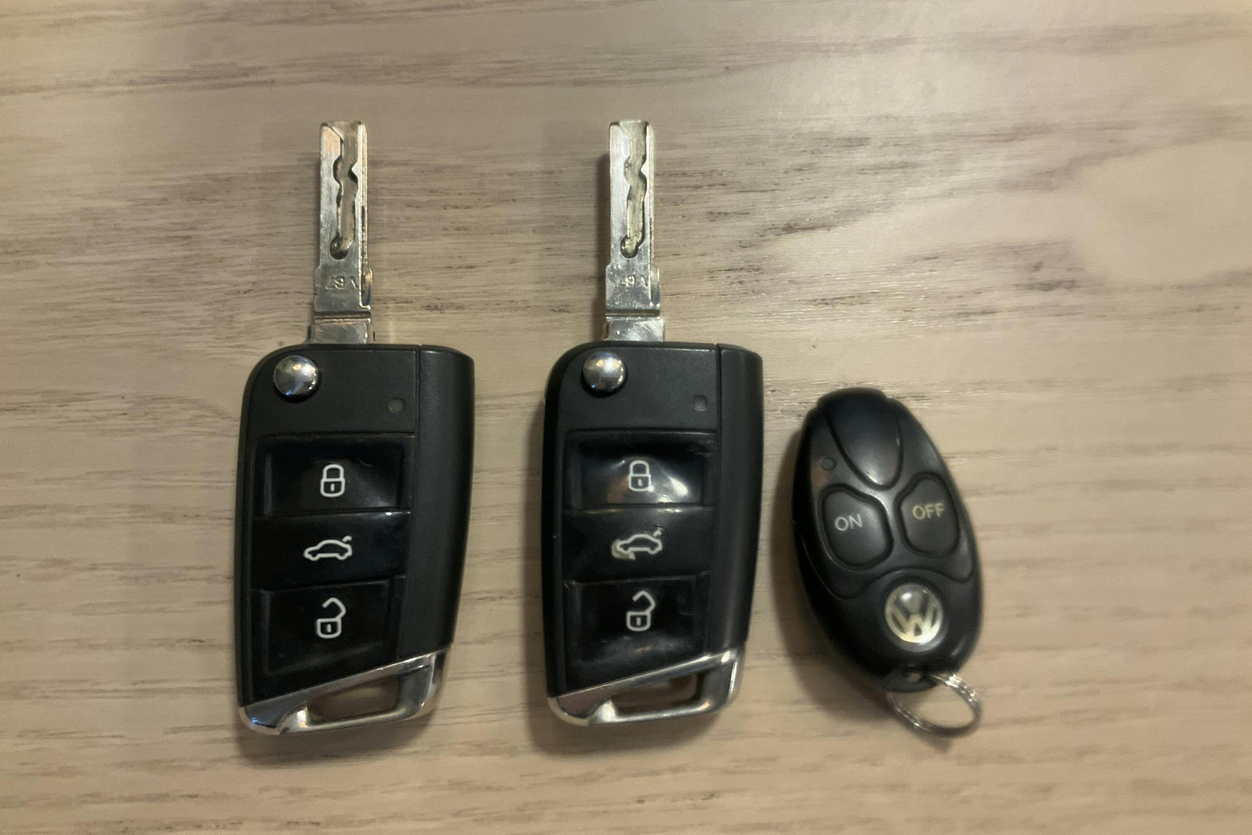 Presentation photo 14 of 14: VW Golf VII 2.0 TDI BlueMotion Technology Sportscombi (150hk) - 187 600 km - Automatic - red - 2014