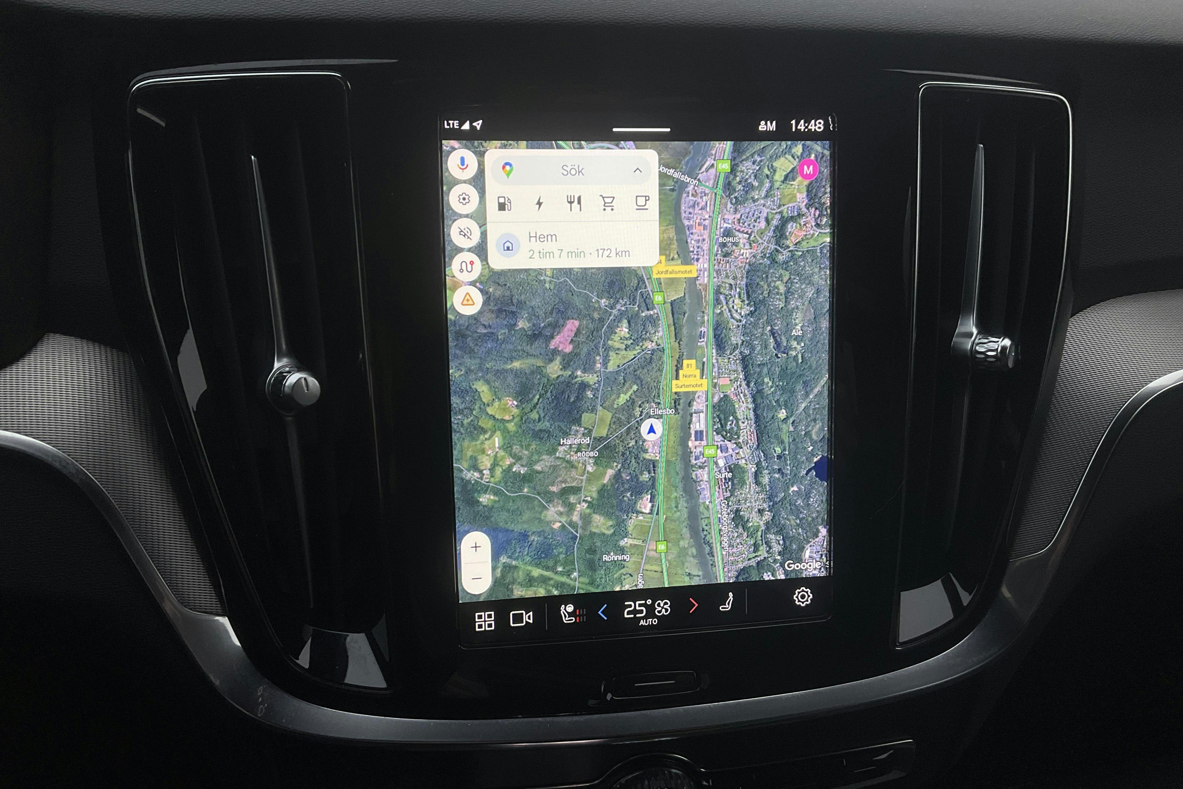 Presentation photo 18 of 18: Volvo V60 T6 AWD Recharge (350hk) - 75 020 km - Automatic - black - 2023