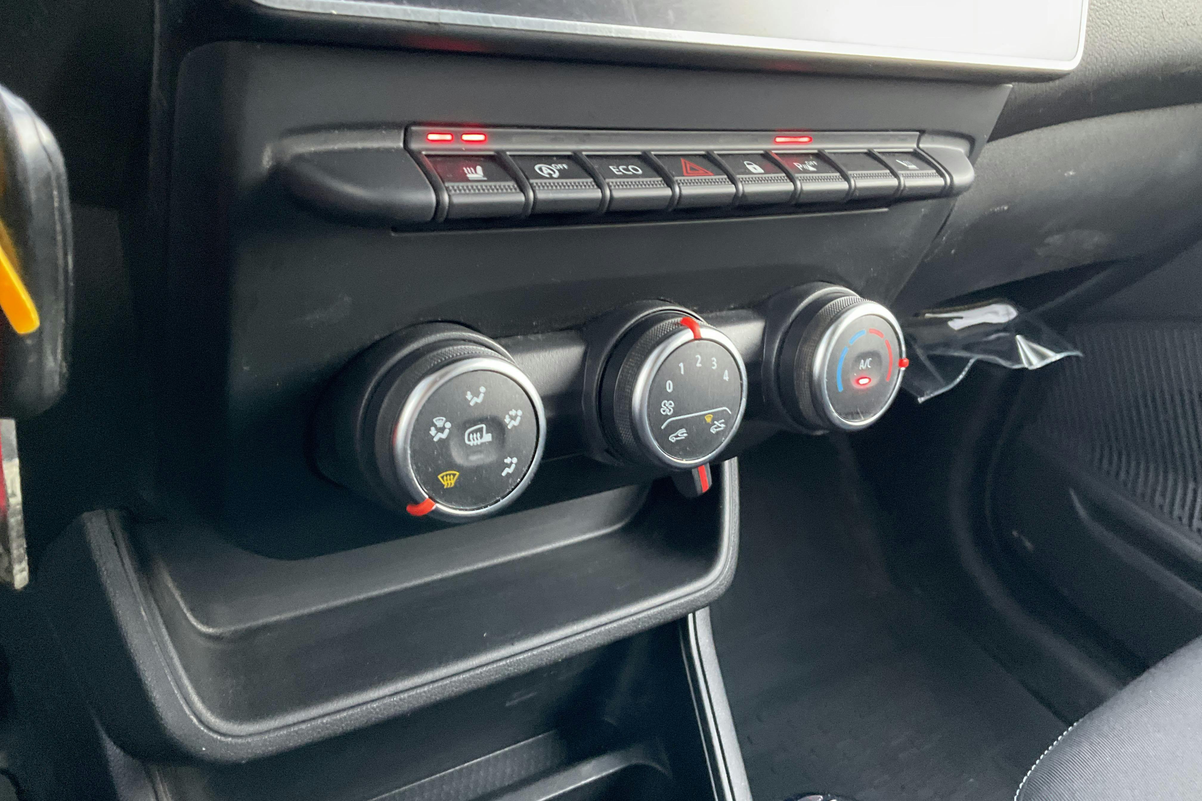 Presentation photo 12 of 12: Renault Express 1.5 dCi Skåp (95hk) - 50 120 km - Manual - white - 2022