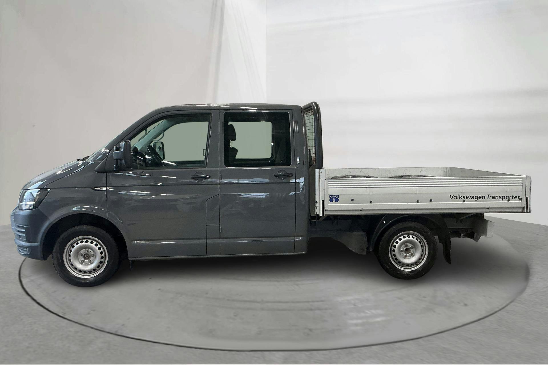 Presentation photo 2 of 12: VW Transporter T6 2.0 TDI BMT (102hk) - 145 660 km - Manual - gray - 2017