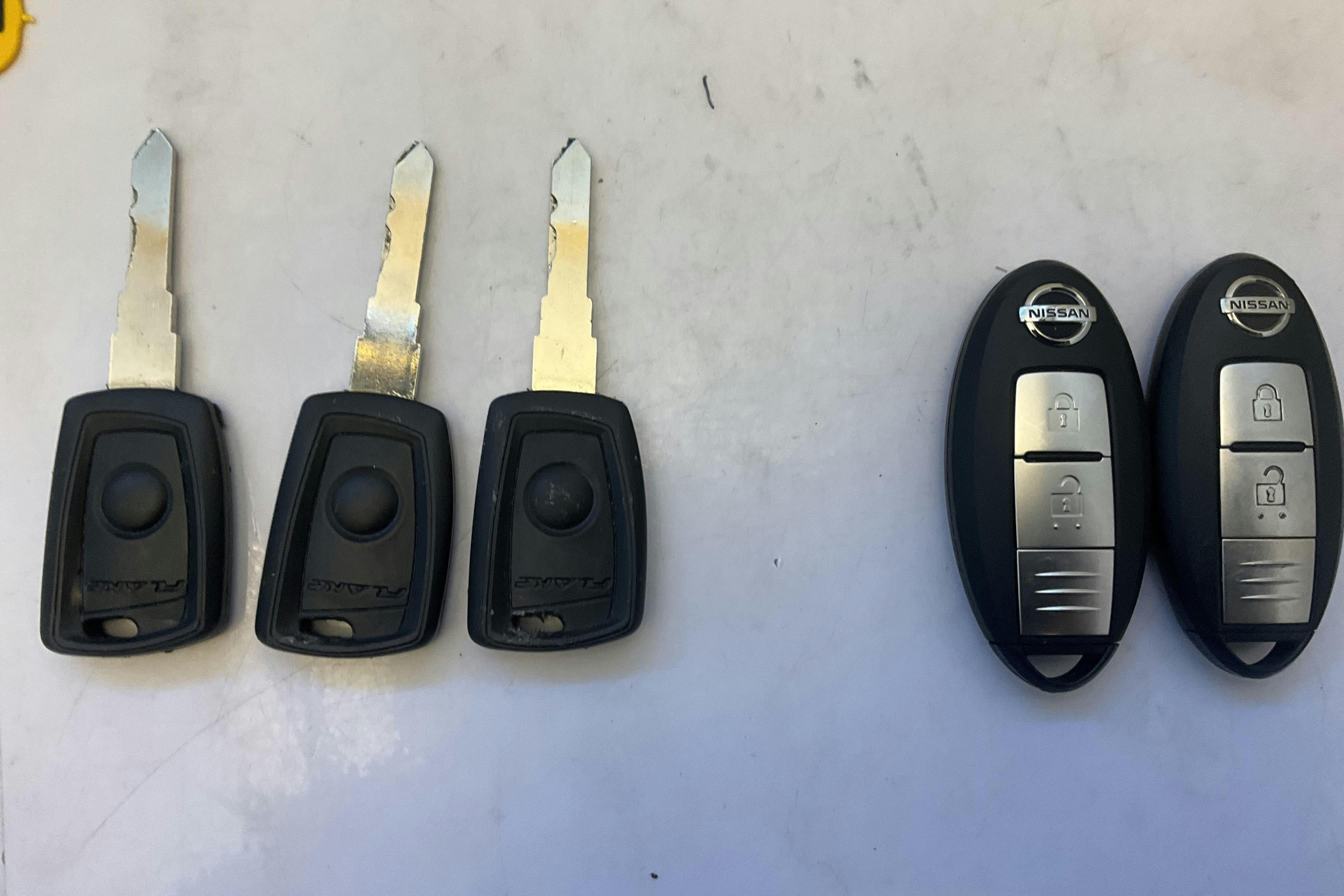 Presentation photo 17 of 17: Nissan Navara 2.3 dCi 4x4 (190hk) - 183 710 km - Automatic - white - 2018