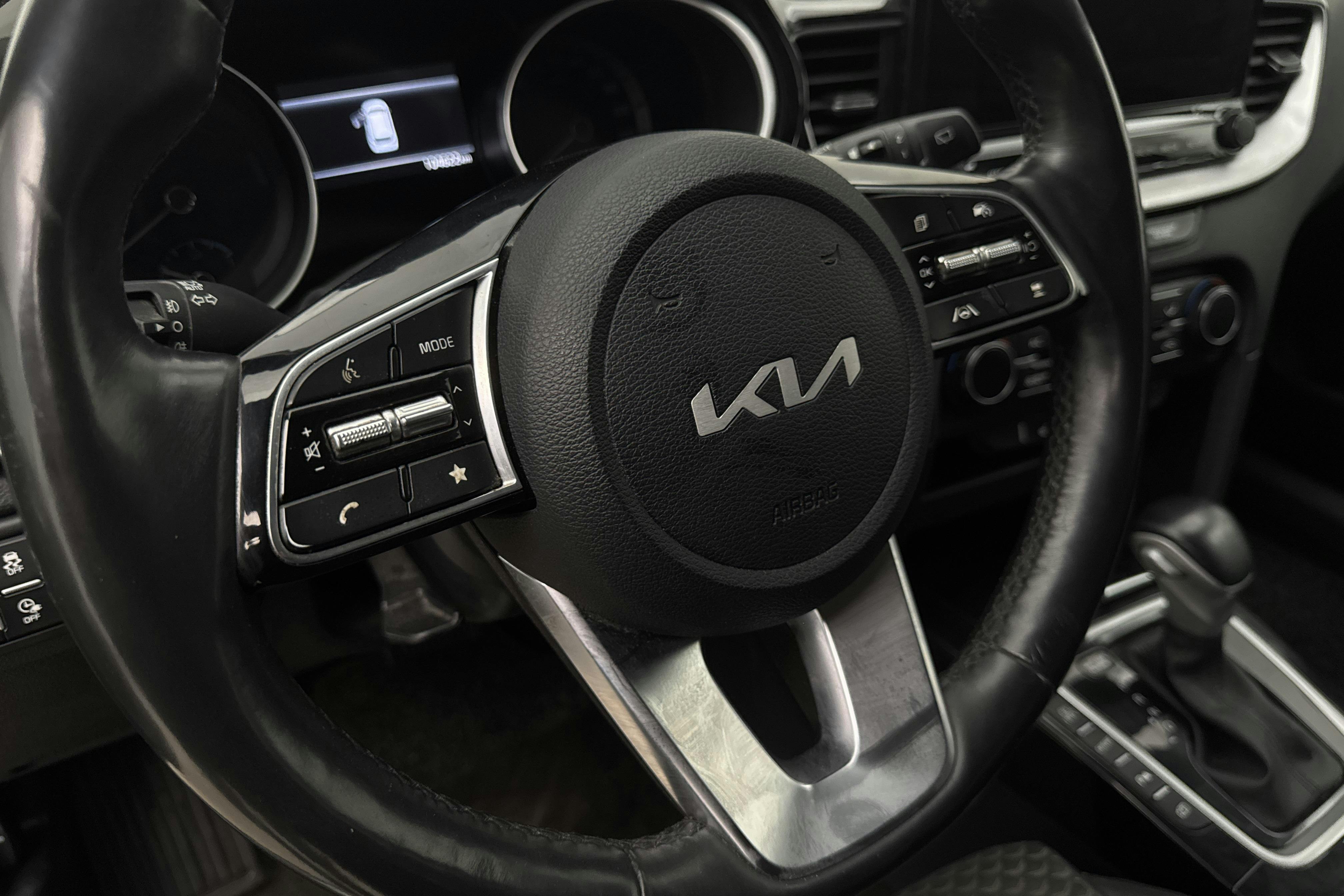 Presentationsfoto 21 av 21: KIA Ceed 1.6 Plug-in Hybrid SW (141hk) - 10 462 mil - Automat - svart - 2023