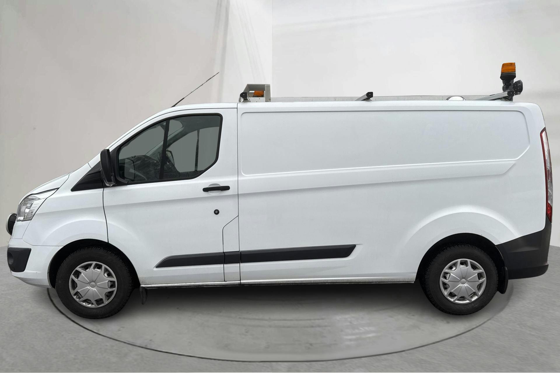 Presentation photo 2 of 15: Ford Transit Custom 290 (130hk) - 110 260 km - Manual - white - 2018