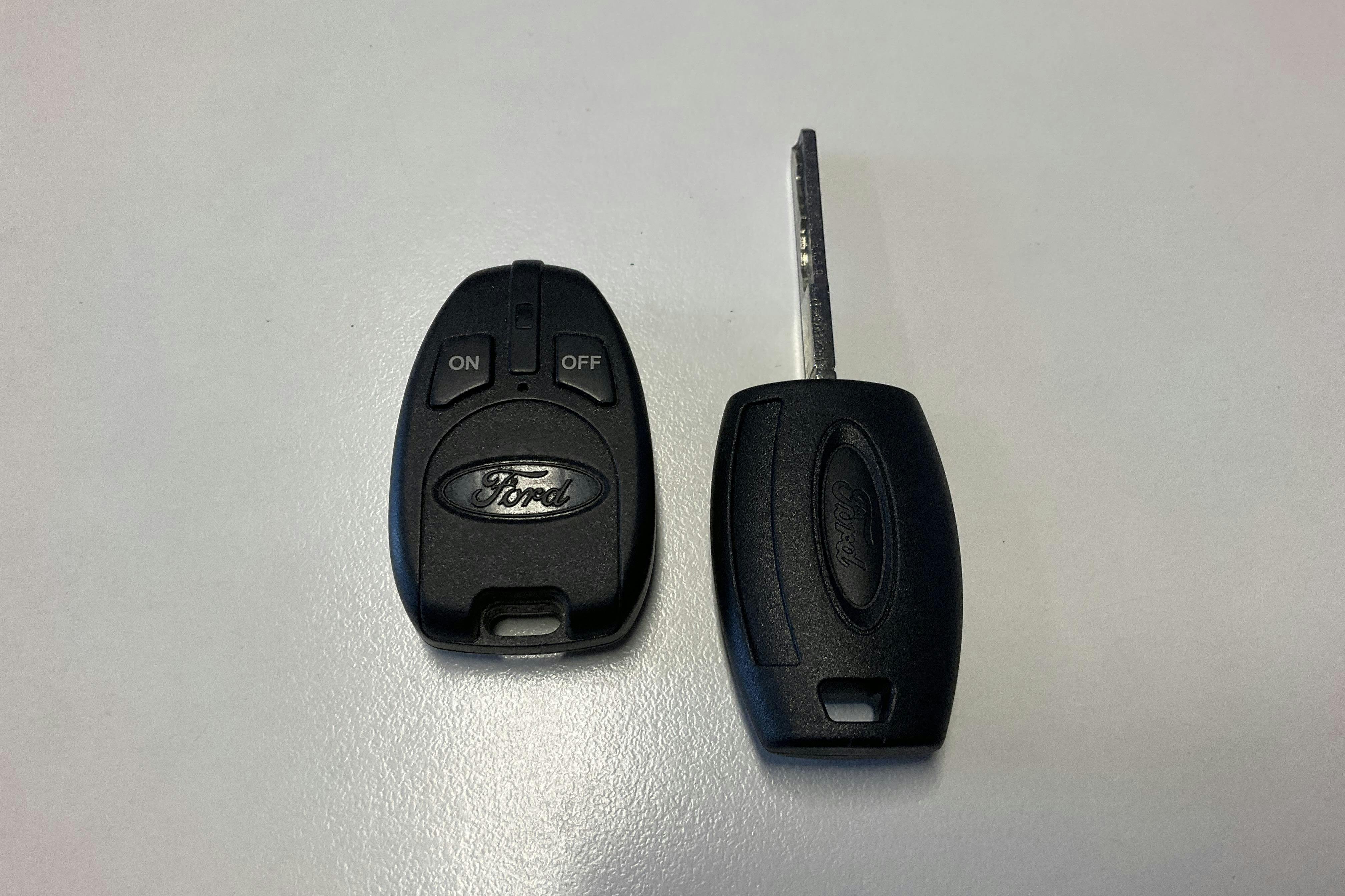 Presentation photo 12 of 12: Ford Transit 280 2.0 TDCi 2WD Skåp (130hk) - 35 260 km - Automatic - white - 2023