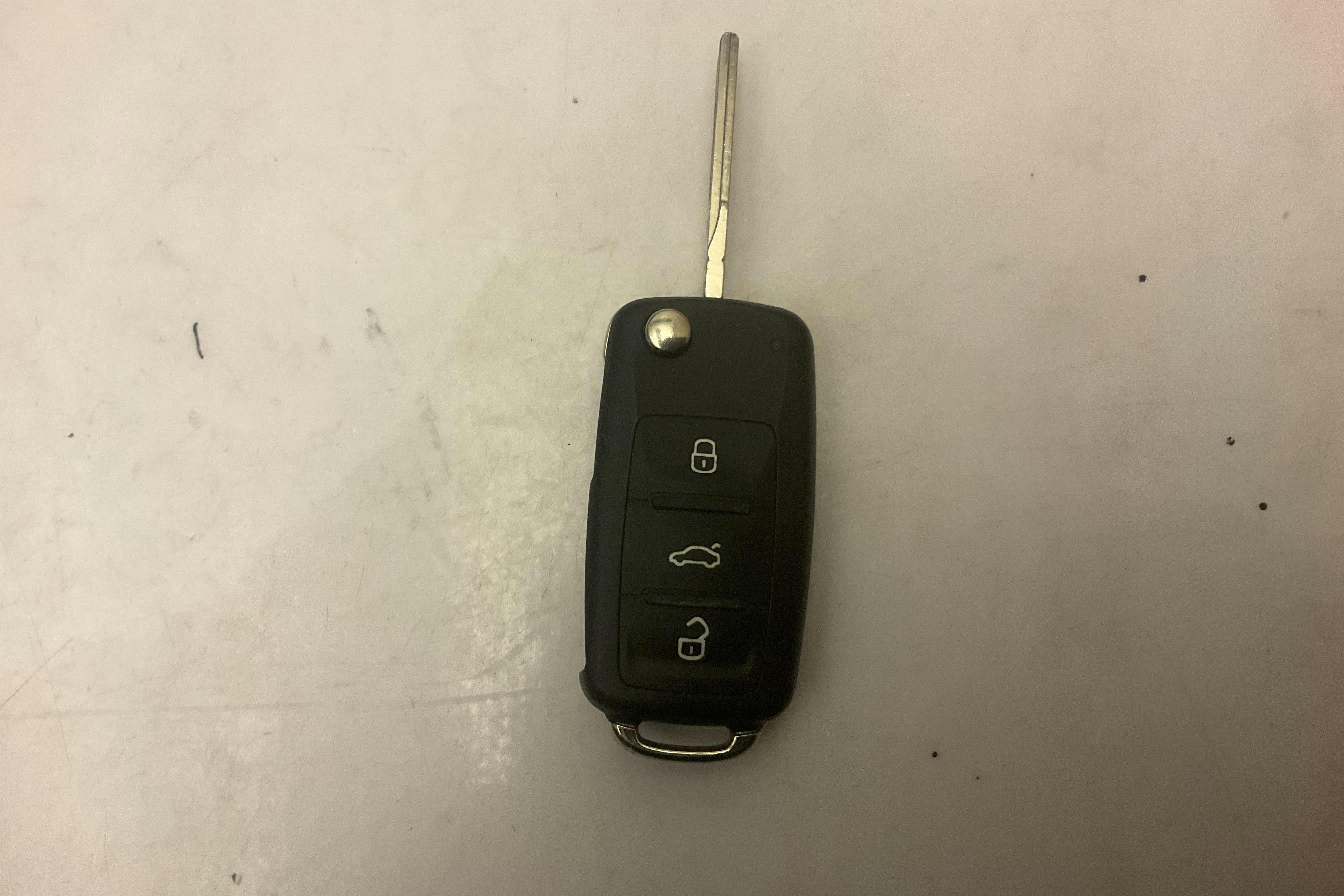 Presentation photo 16 of 16: VW Touran 1.4 TSI (140hk) - 238 320 km - Automatic - silver - 2011