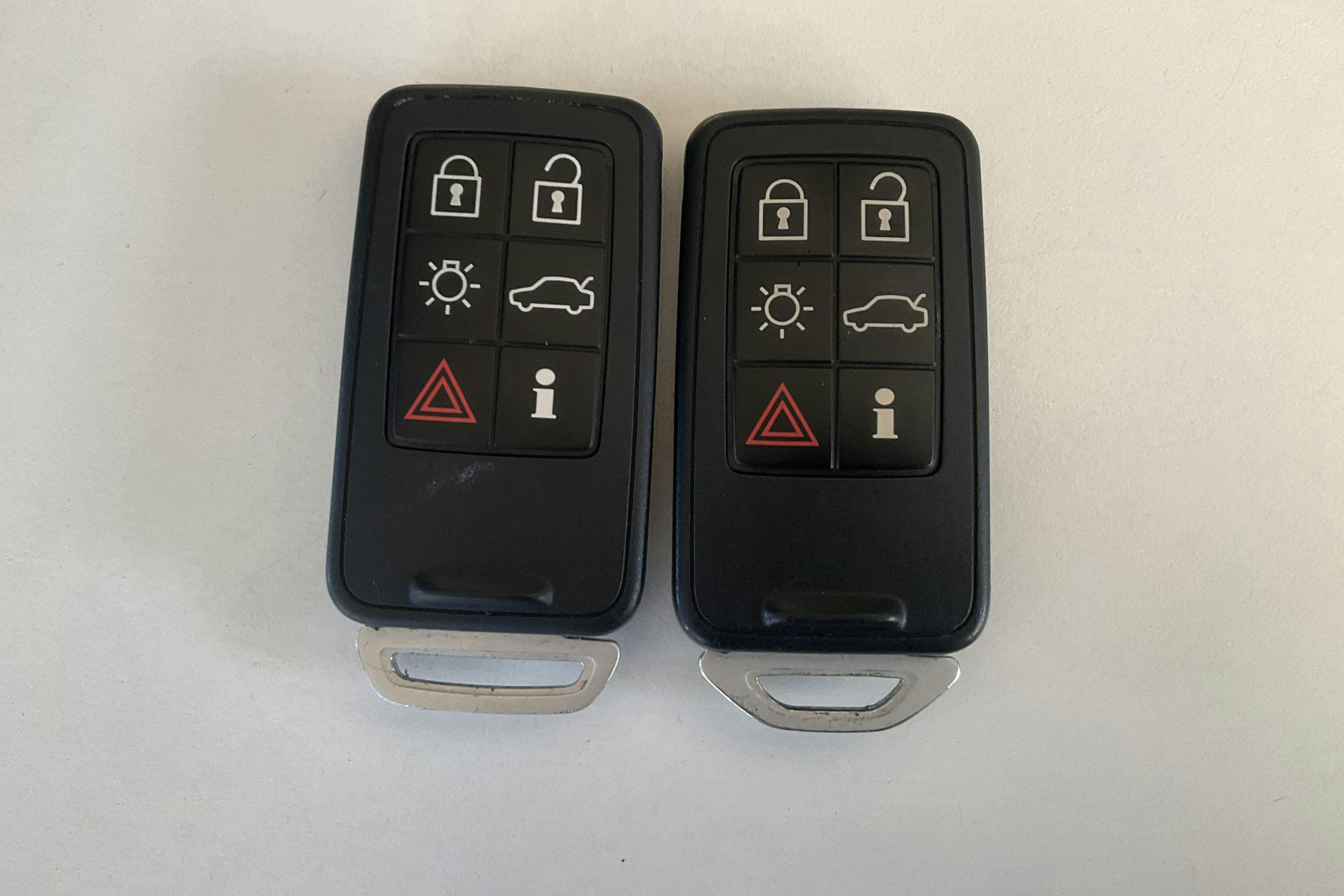 Presentation photo 23 of 23: Volvo V70 II D4 (181hk) - 72 760 km - Automatic - gray - 2016