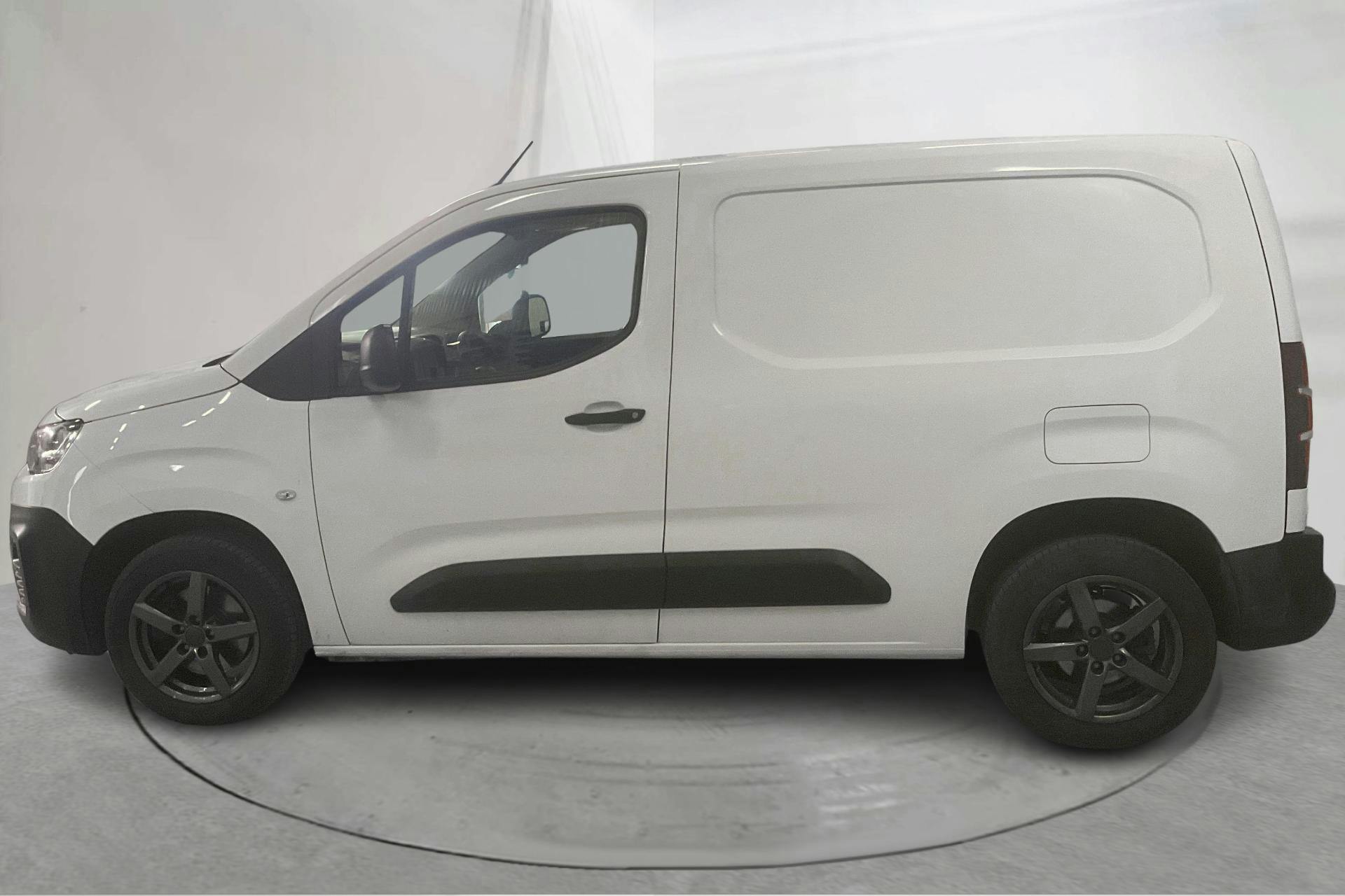 Presentation photo 2 of 15: Citroën Berlingo 1.5 BlueHDi Skåp (100hk) - 105 340 km - Manual - white - 2020