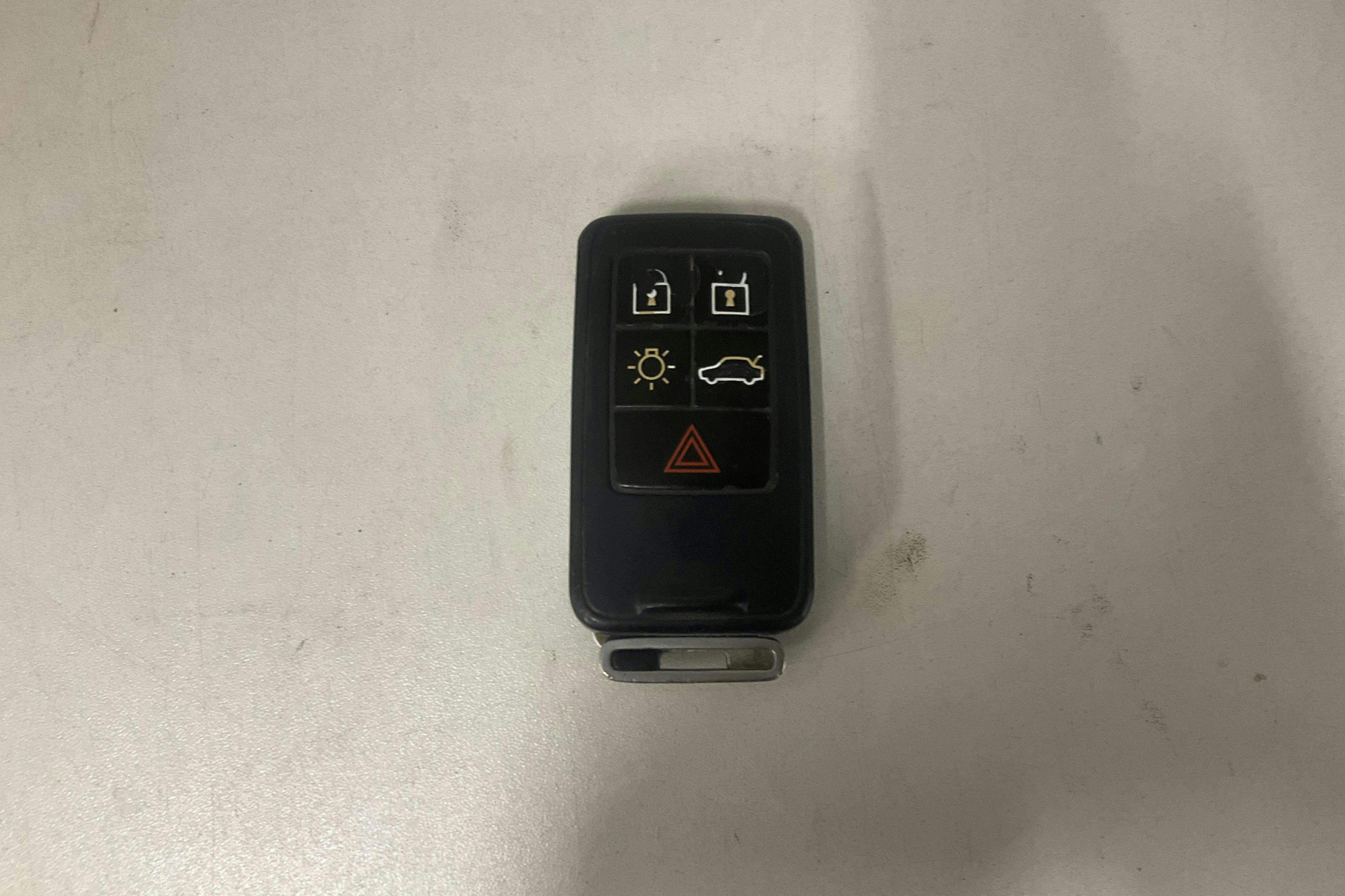 Presentation photo 13 of 13: Volvo V70 II 1.6D DRIVe (115hk) - 199 490 km - Manual - Light Grey - 2012