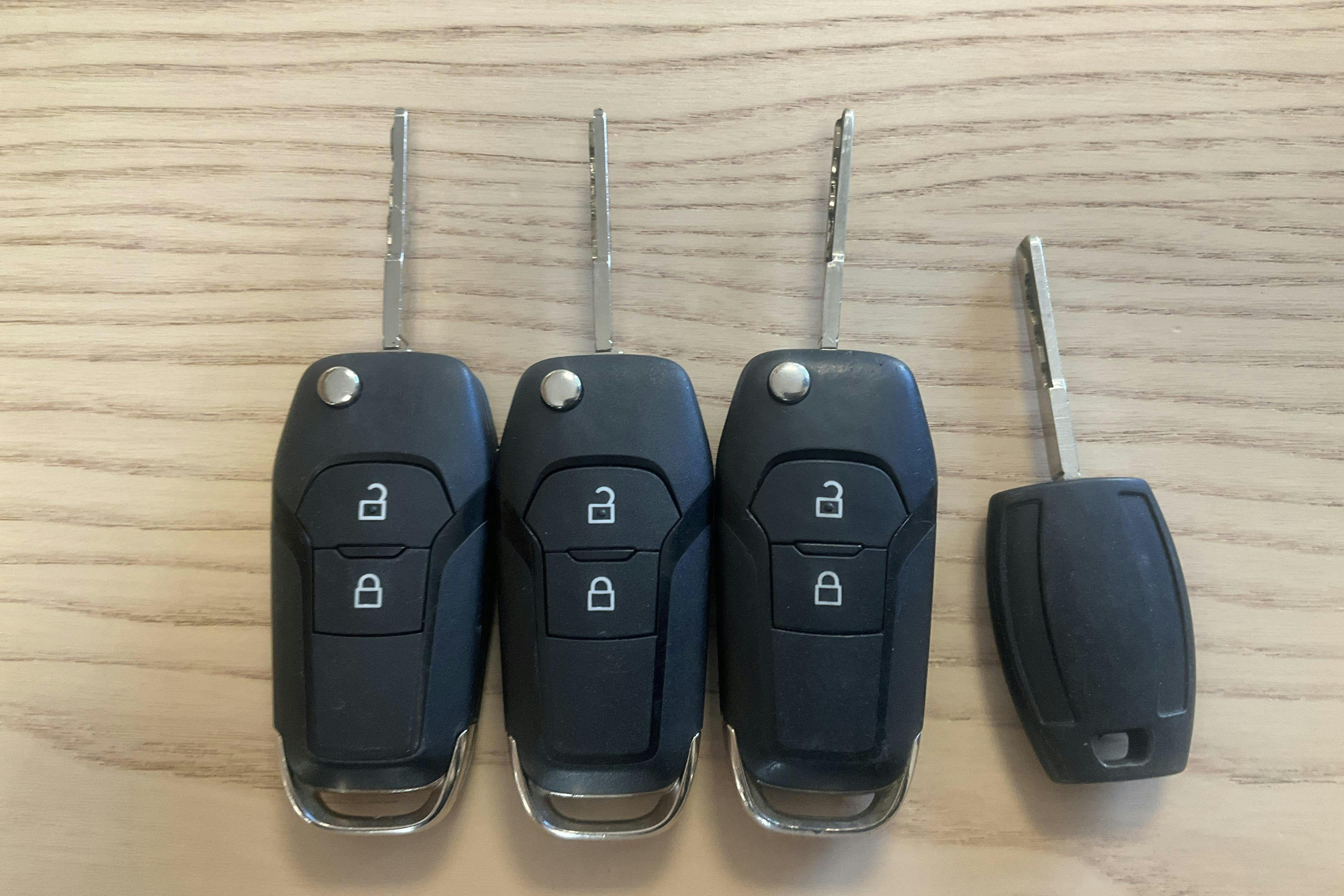 Presentation photo 12 of 12: Ford Ranger 2.2 TDCi 4WD (160hk) - 87 290 km - Manual - white - 2017