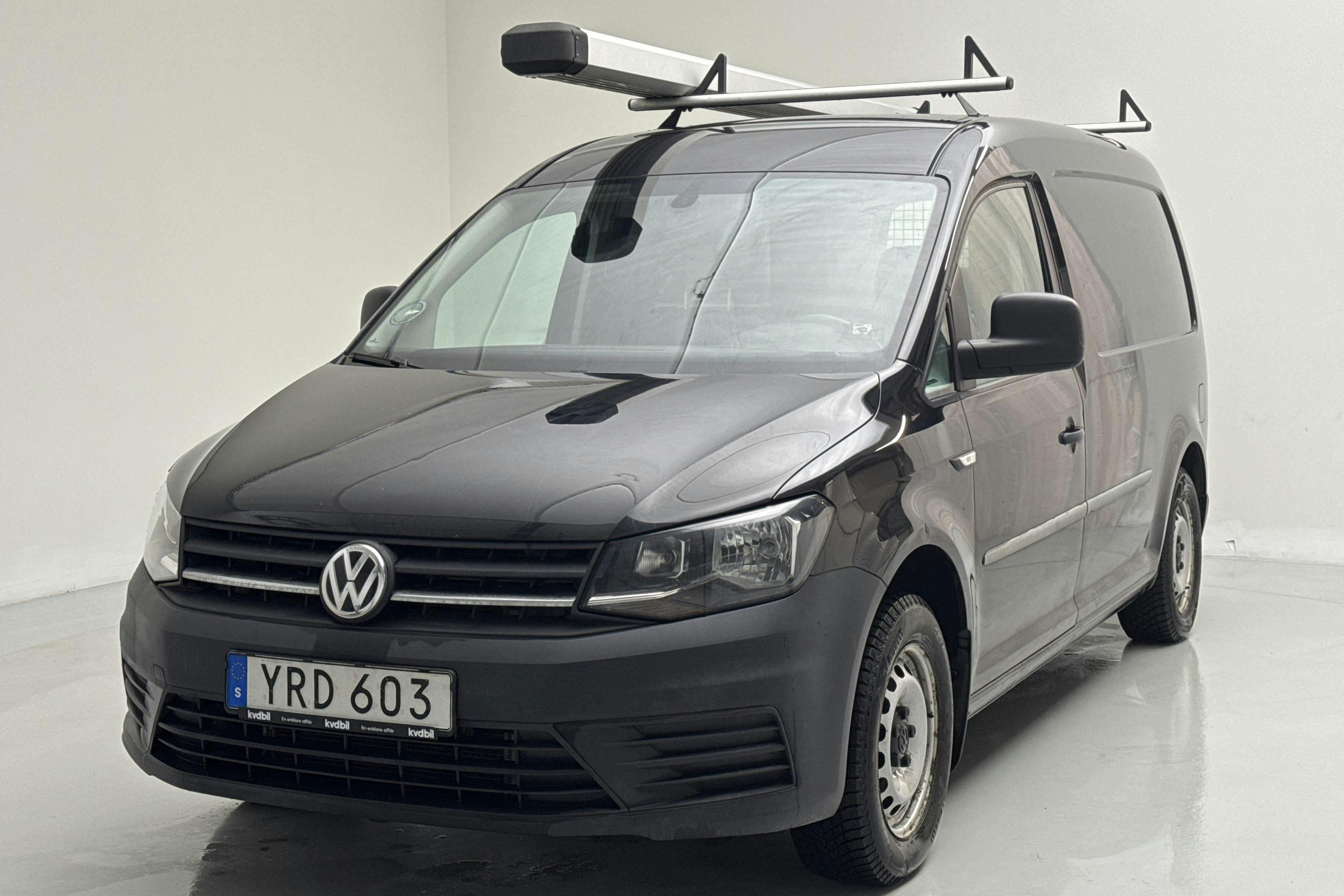 Præsentationsfoto 1 af 14: VW Caddy 2.0 TDI Maxi Skåp (102hk) - 90 700 kilometer - Manuel - Sort - 2017