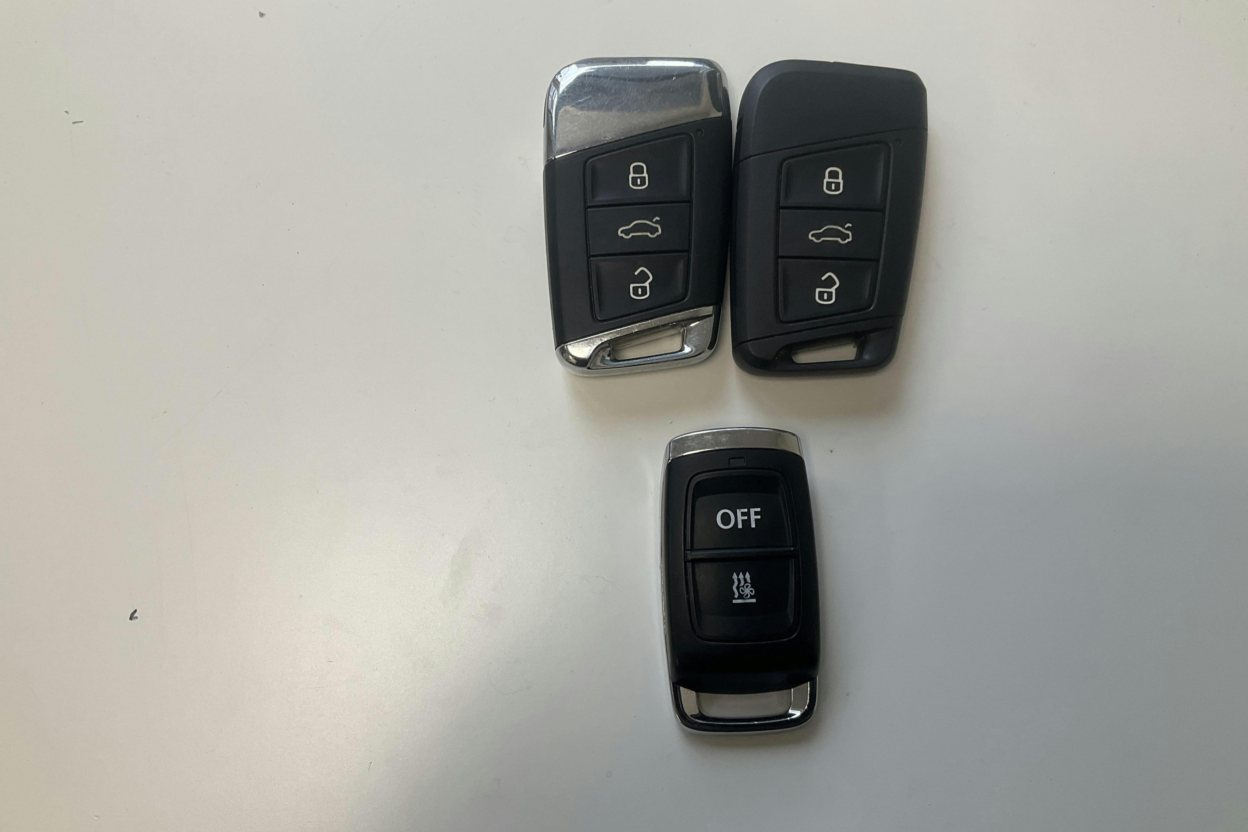 Presentation photo 24 of 24: VW Passat 2.0 TDI Sportscombi 4Motion (200hk) - 144 890 km - Automatic - white - 2022