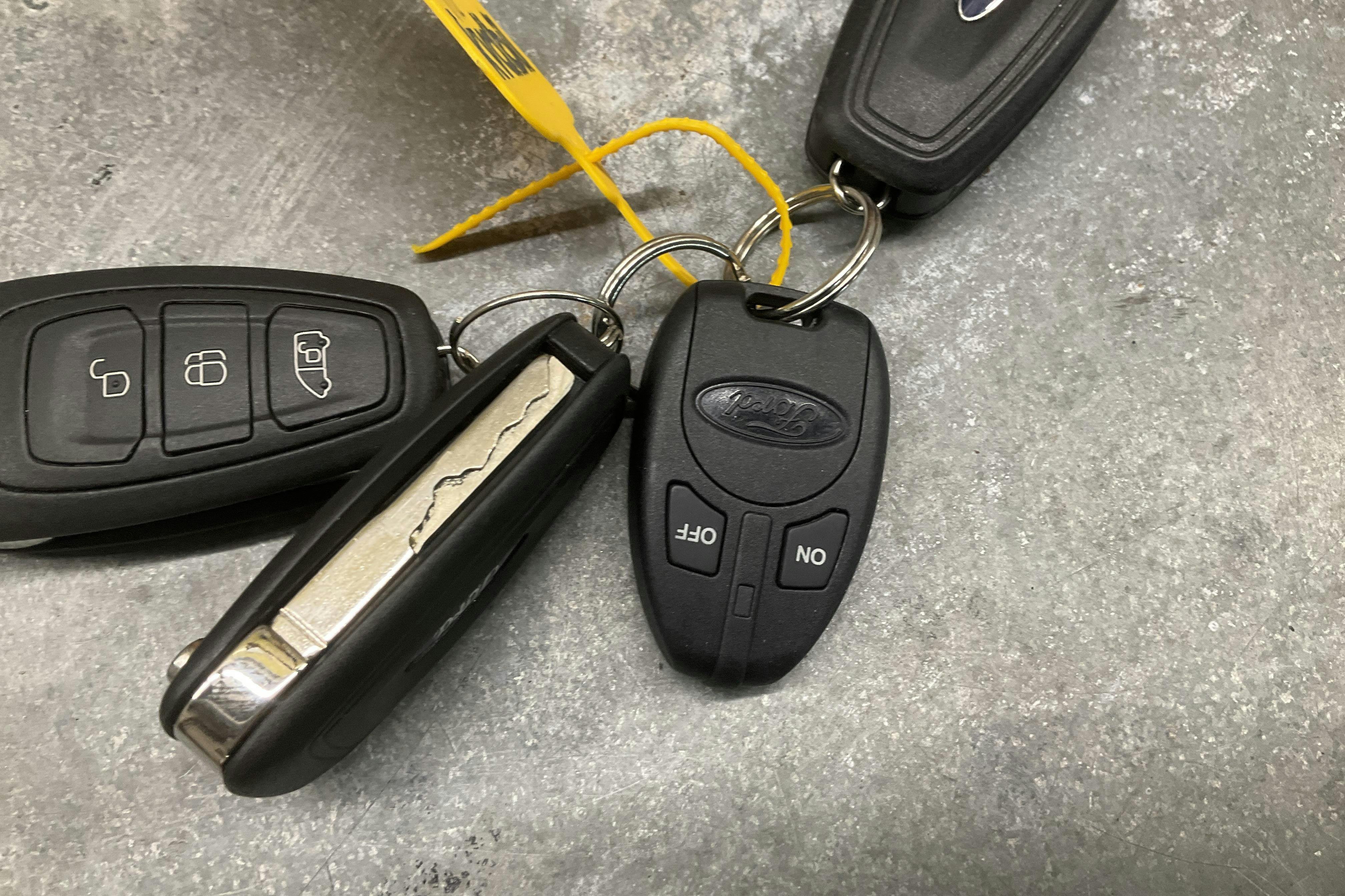 Esittelykuva 13 osoitteesta 13: Ford Transit Custom 280 (105hk) - 137 900 km - Manuaalinen - valkoinen - 2020