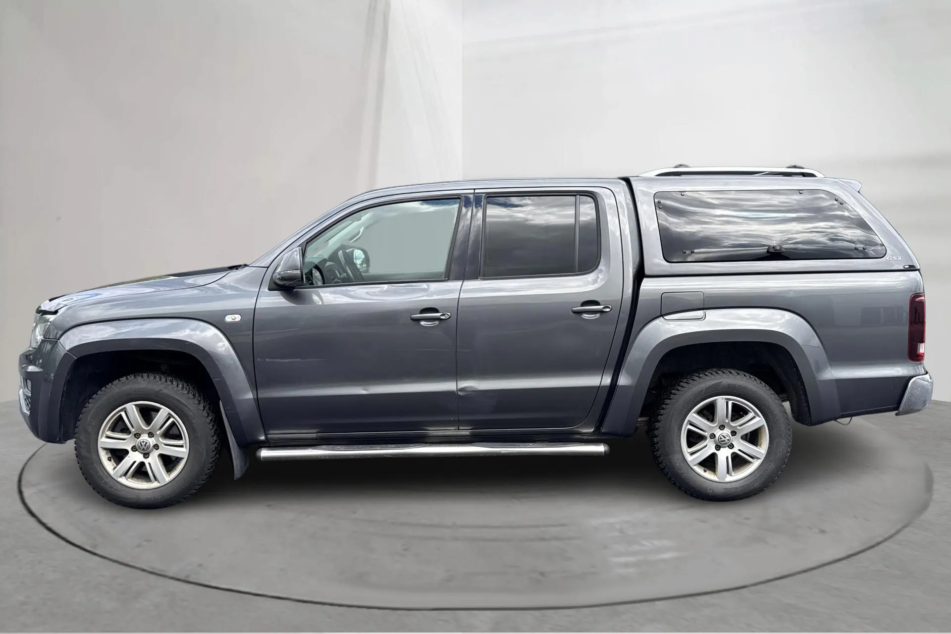 Presentationsfoto 2 av 13: VW Amarok 3.0 TDI 4motion (224hk) - 24 823 mil - Automat - grå - 2017