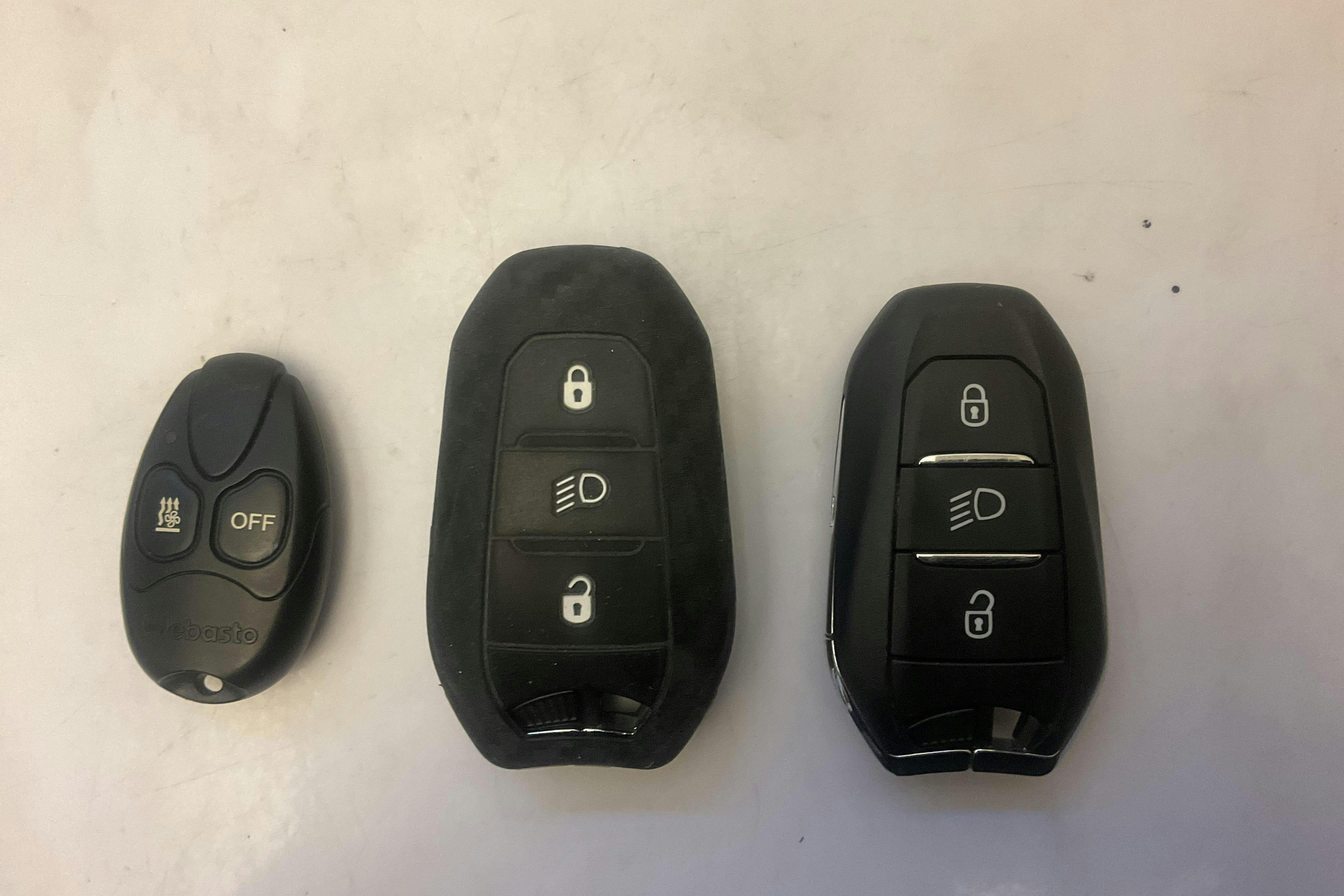 Presentation photo 13 of 13: Peugeot Rifter 1.5 BlueHDi (130hk) - 133 760 km - Automatic - black - 2020