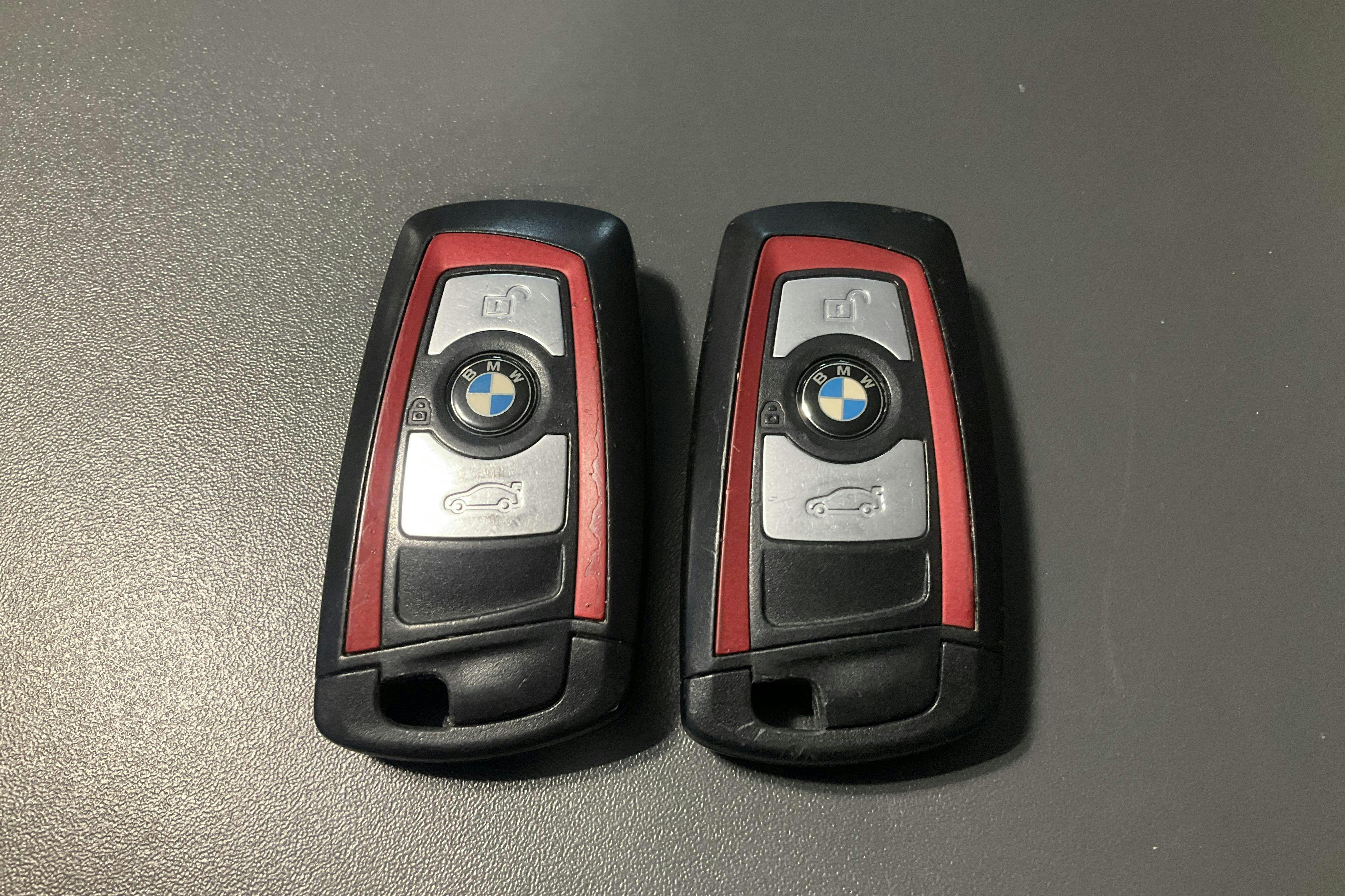 Presentation photo 15 of 15: BMW 318d Sedan, F30 (150hk) - 156 500 km - Manual - black - 2016