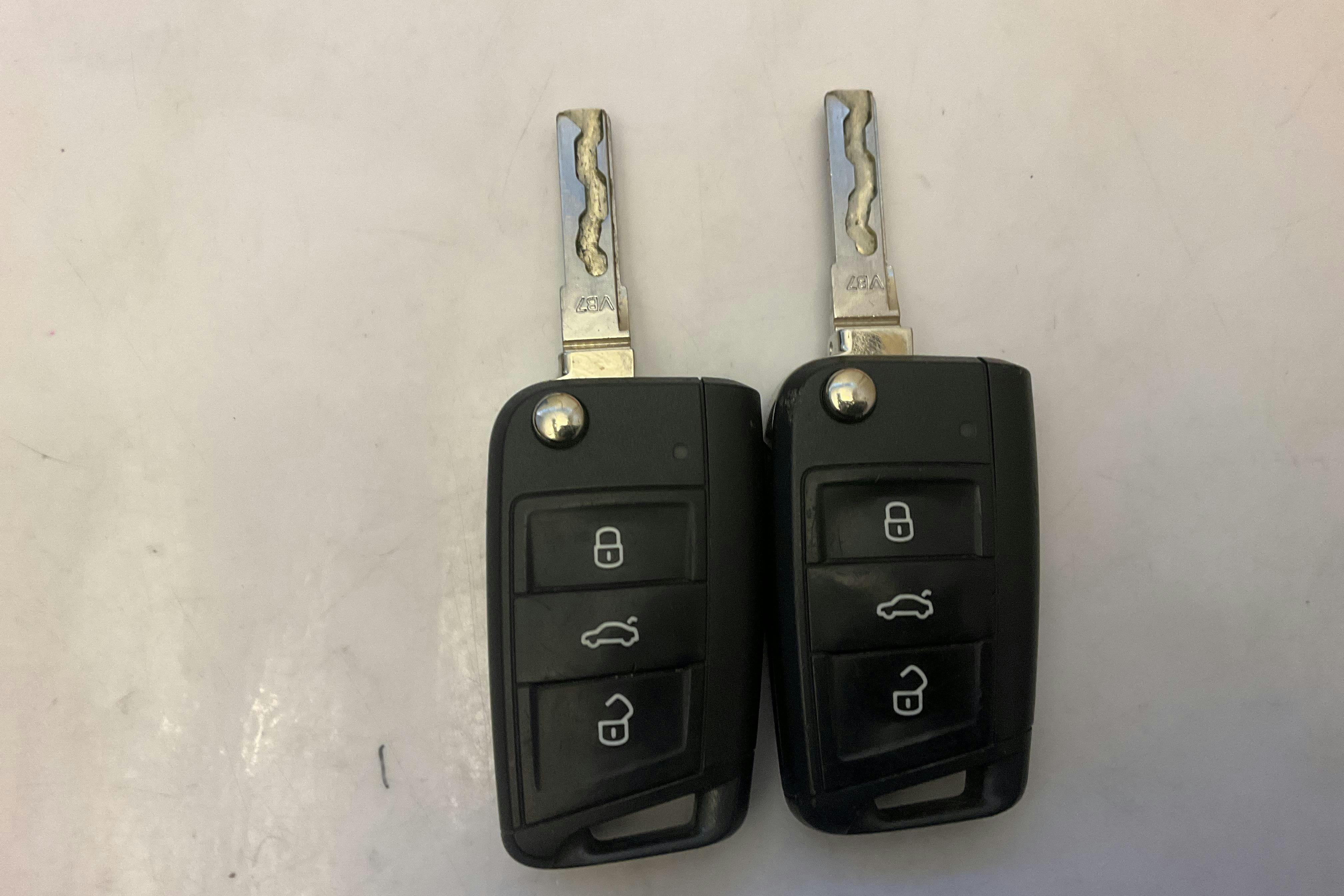 Esittelykuva 14 osoitteesta 14: VW Golf VII 1.0 TSI 5dr (115hk) - 88 030 km - Automaattinen - hopea - 2019