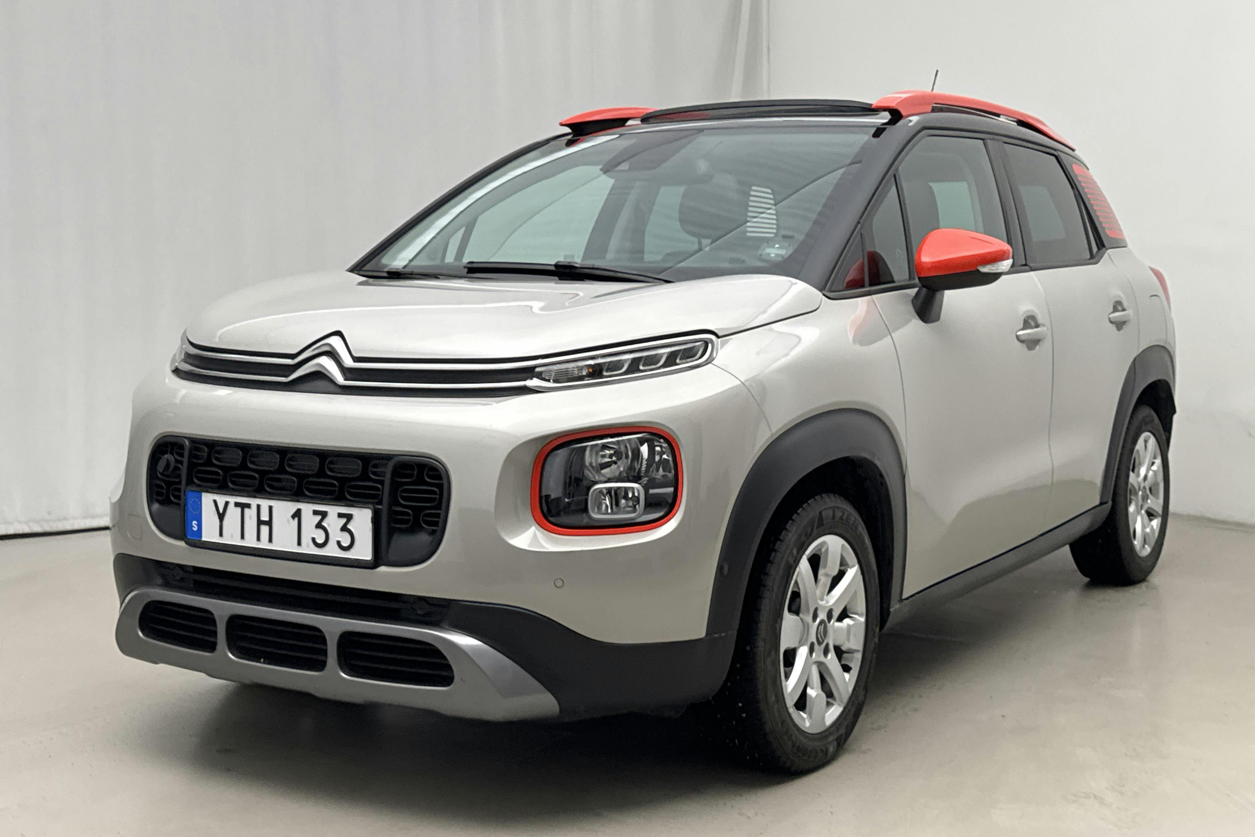 Presentation photo 1 of 25: Citroën C3 Aircross PureTech (110hk) - 28 480 km - Automatic - brown - 2018
