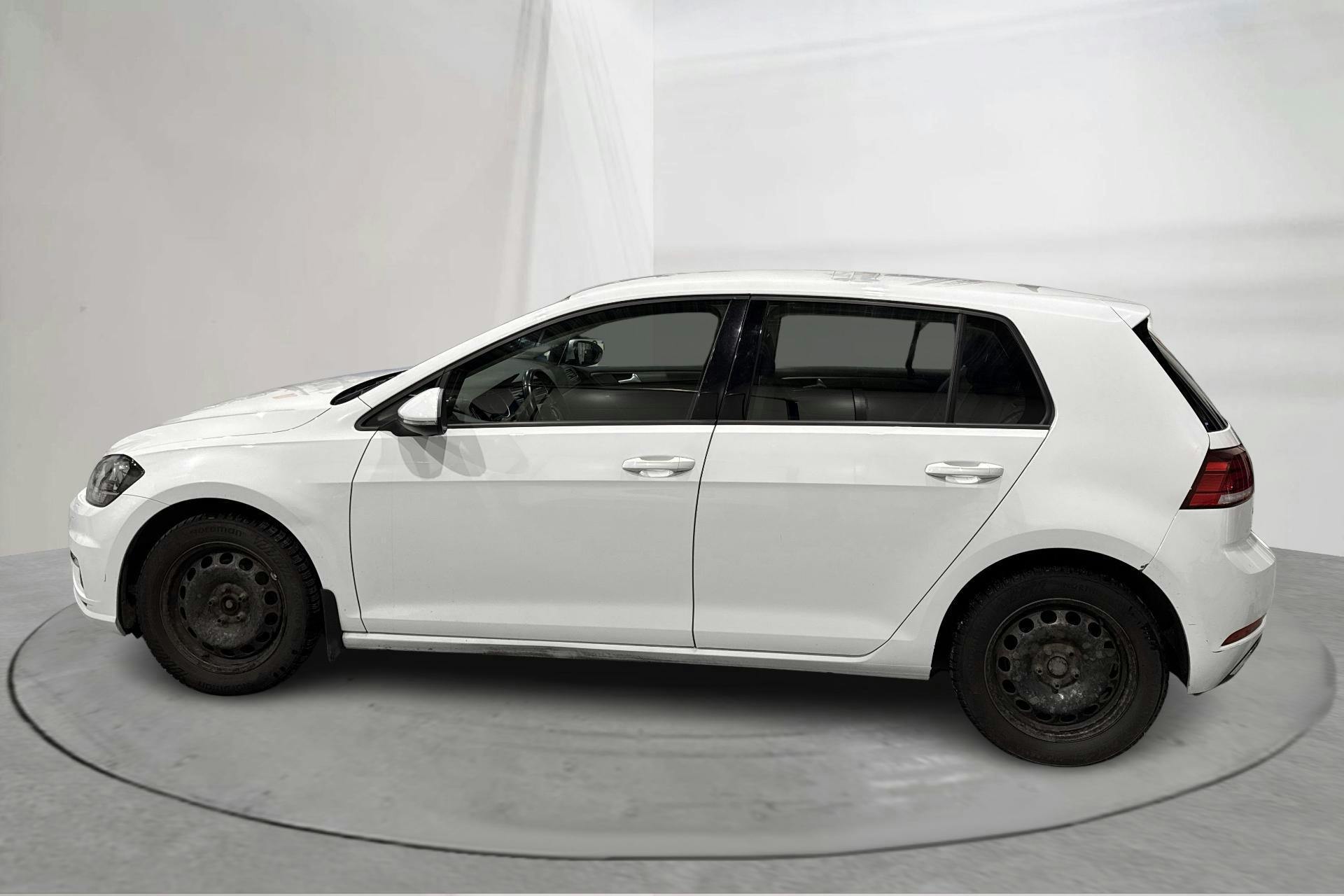 Presentation photo 2 of 14: VW Golf VII 1.5 TGI 5dr (130hk) - 153 350 km - Manual - white - 2019