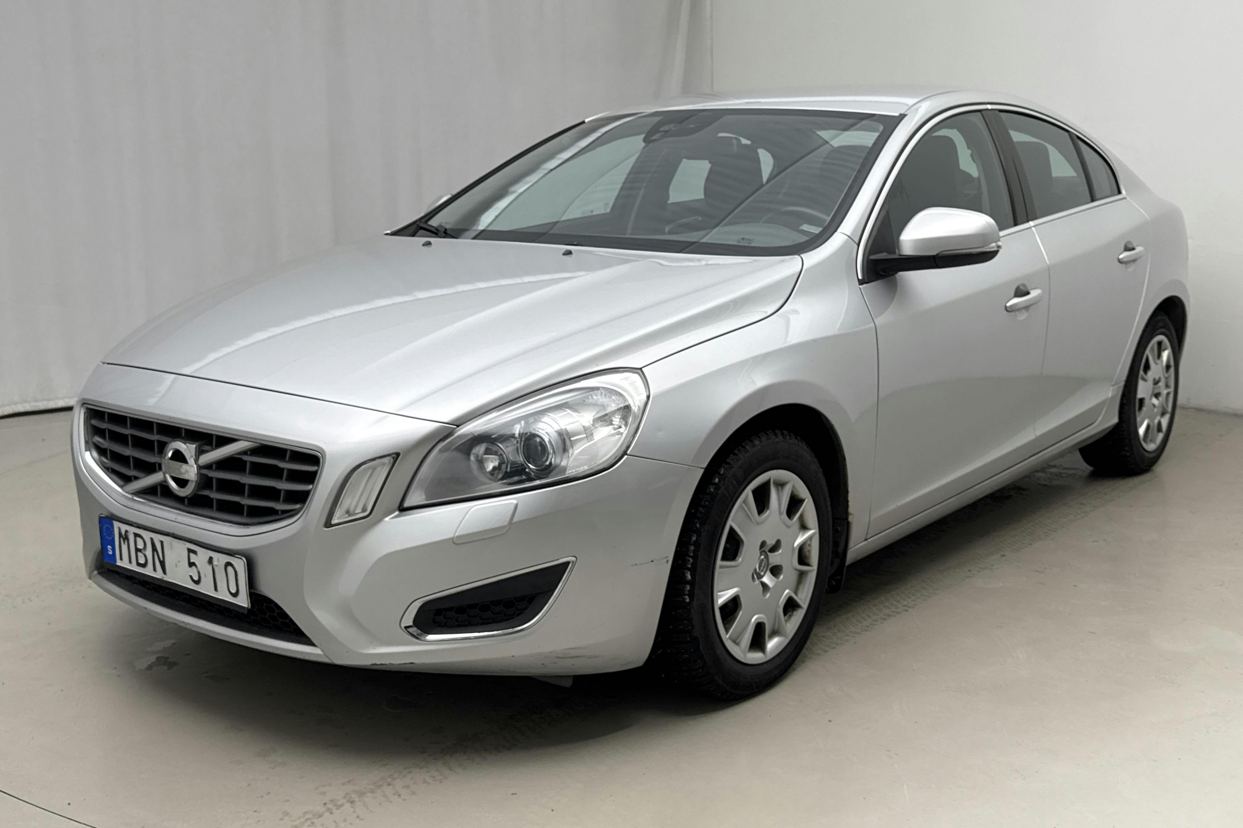 Volvo S60 D5 (215hk) - 14 118 mil - Automat - Light Grey - 2012