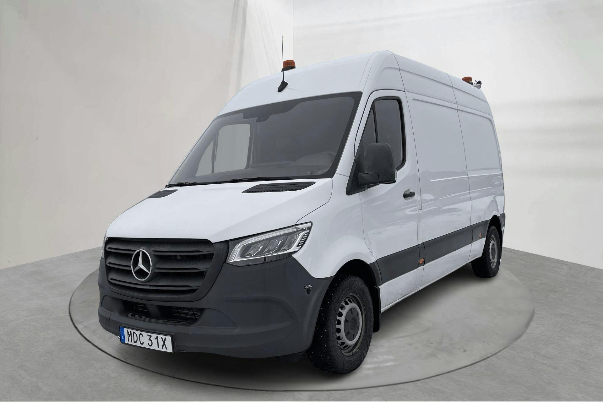 Presentation photo 1 of 18: Mercedes Sprinter 314 CDI Skåp 2WD (143hk) - 133 380 km - Automatic - white - 2020