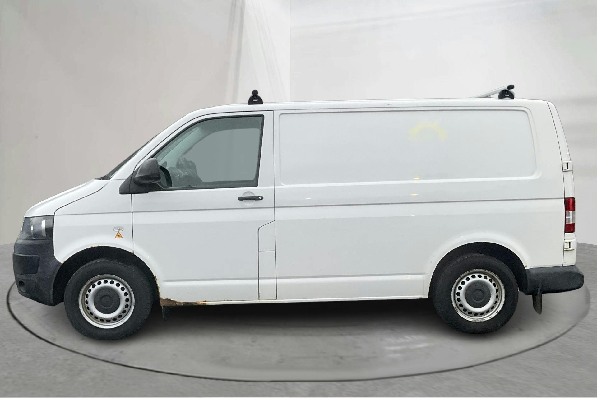 Presentation photo 2 of 13: VW Transporter T5 2.0 TDI (102hk) - 258 740 km - Manual - white - 2014