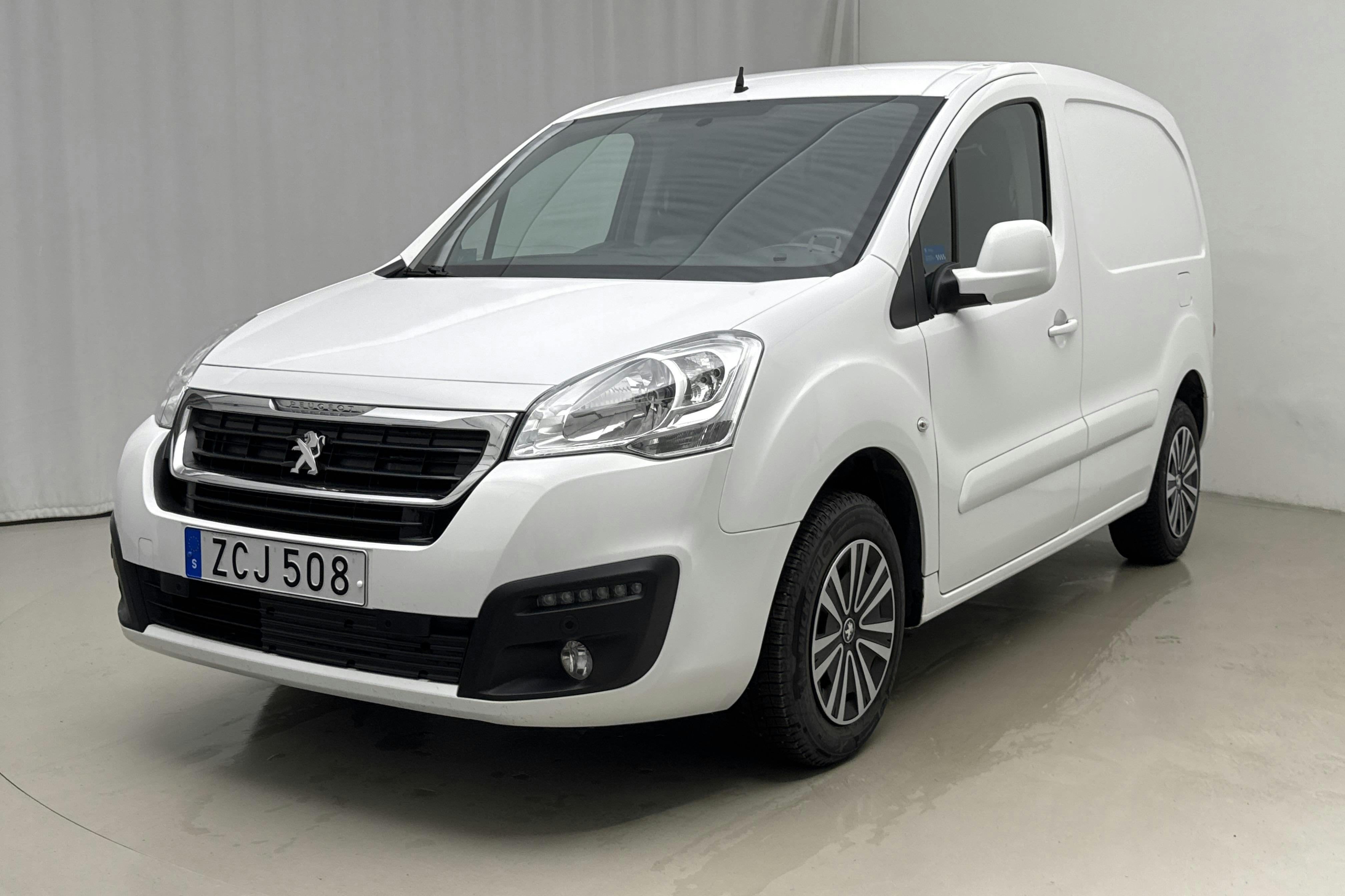 Esitlusfoto 1 aadressil 14: Peugeot Partner 1.6 BlueHDI Skåp (100hk) - 44 060 km - Automaatne - 2017