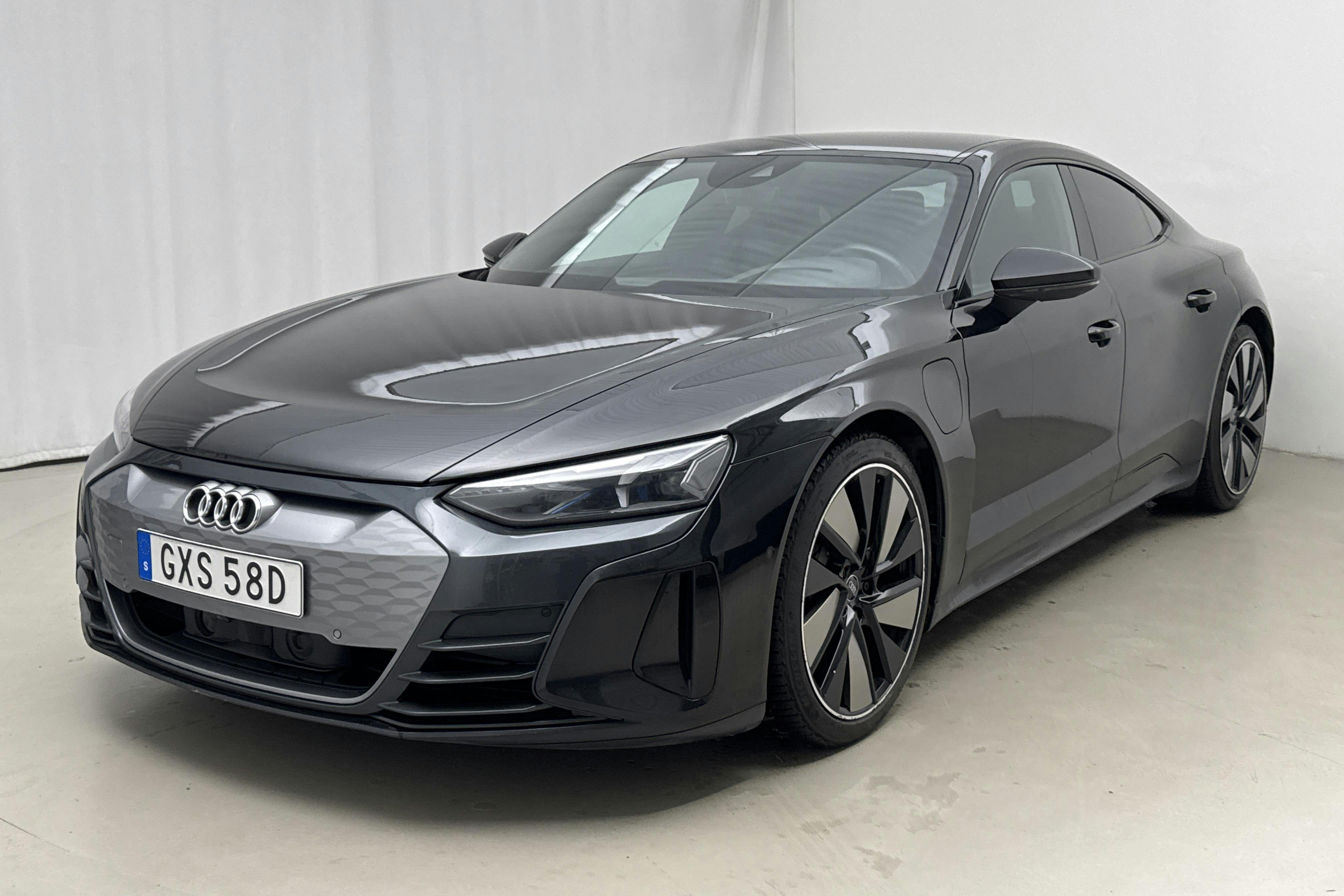 Esitlusfoto 1 aadressil 23: Audi e-tron GT 60 quattro (476hk) - 84 620 km - Automaatne - must - 2022